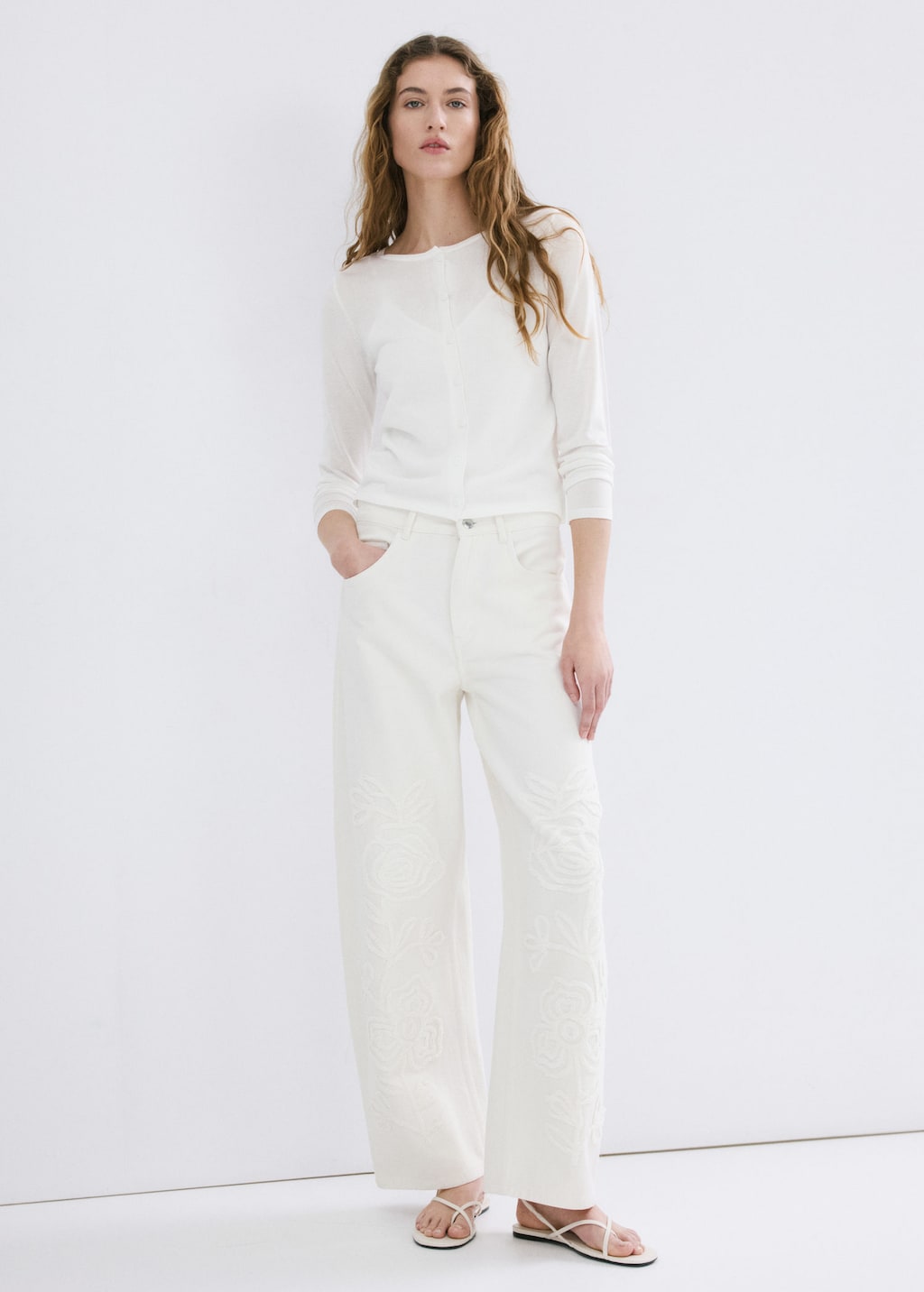 Mango Jean Large Avec Broderie À Fleurs Blanc Cassé - Femme - 44 -  In White