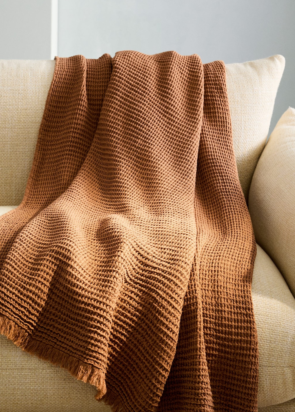Mango Cotton Waffle Blanket With Fringed Finish Curry In Brown