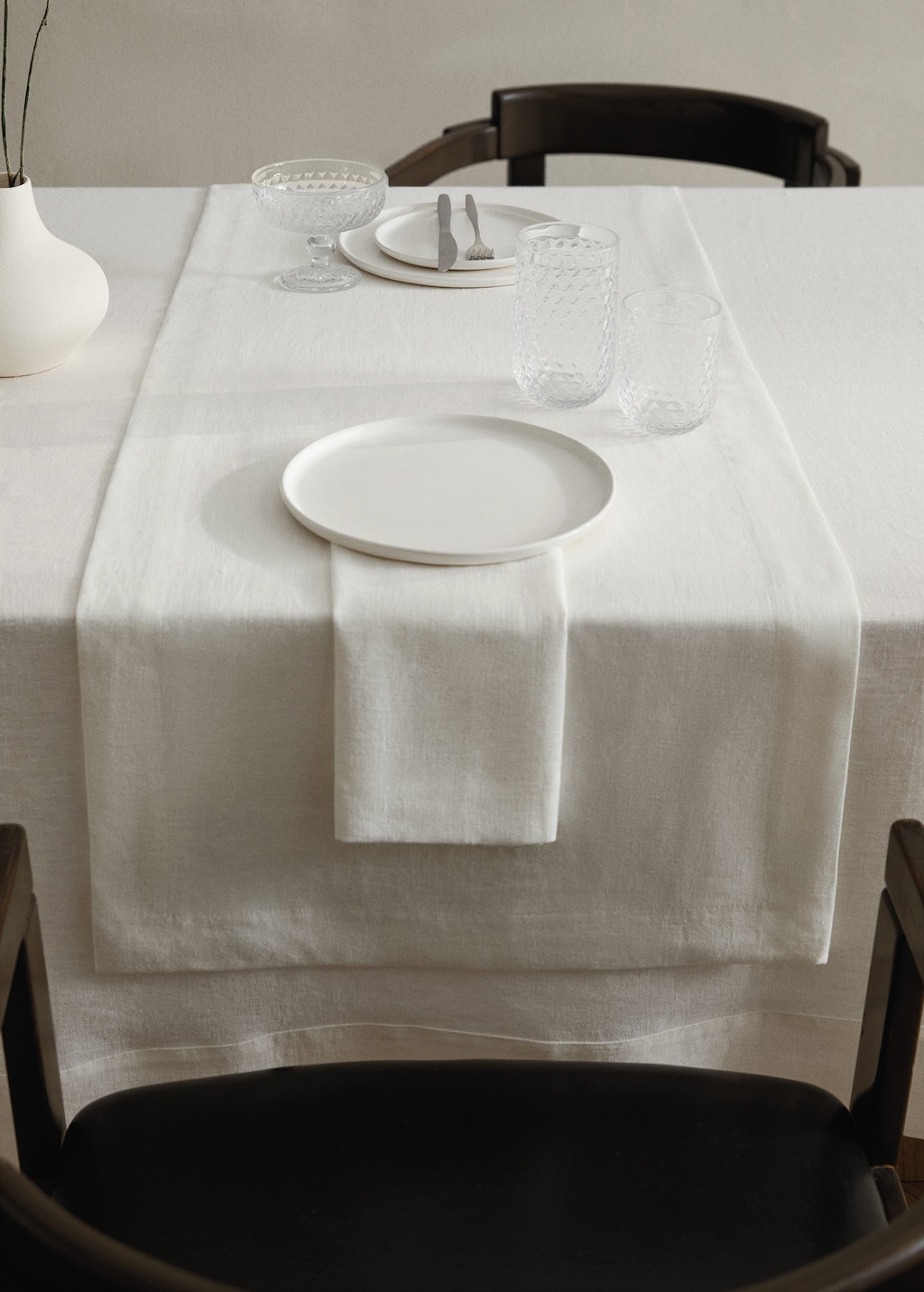 Mango Home Linen Table Runner White