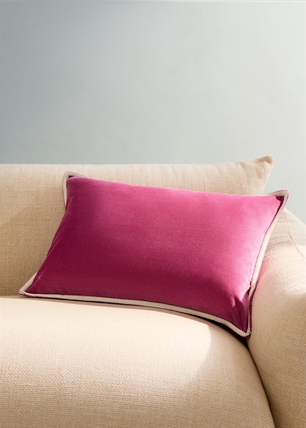 Mango Velvet Cushion Cover With Tape Detail 40x60 Cm Pink