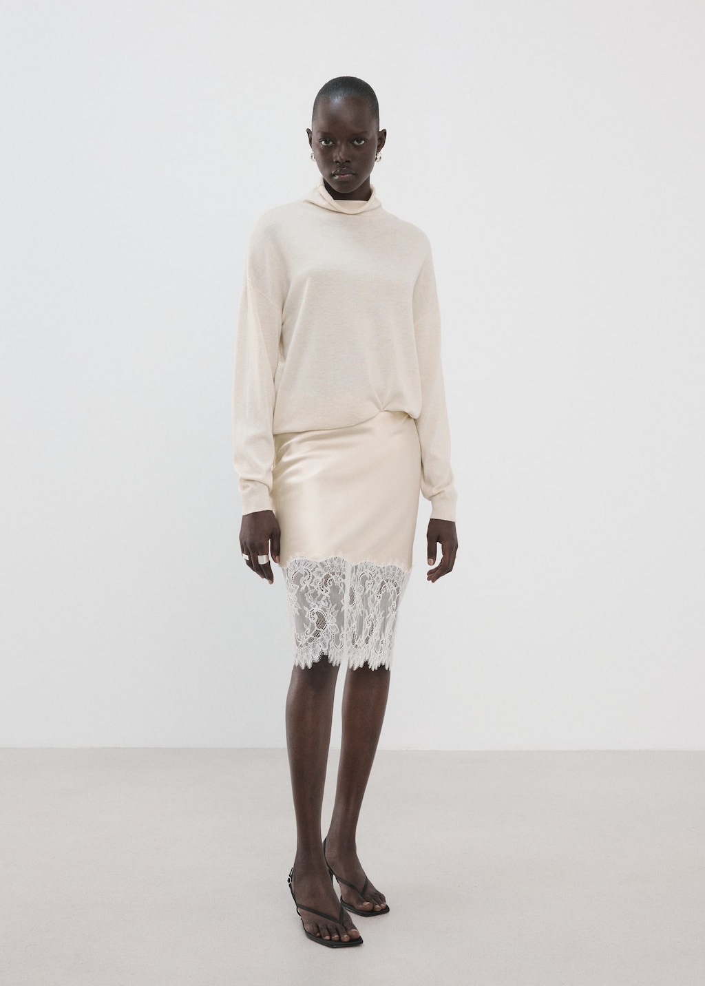 Lingerie-style lace skirt beige – Woman – L – MANGO Lingerie-style lace skirt beige – Woman – L – MANGO