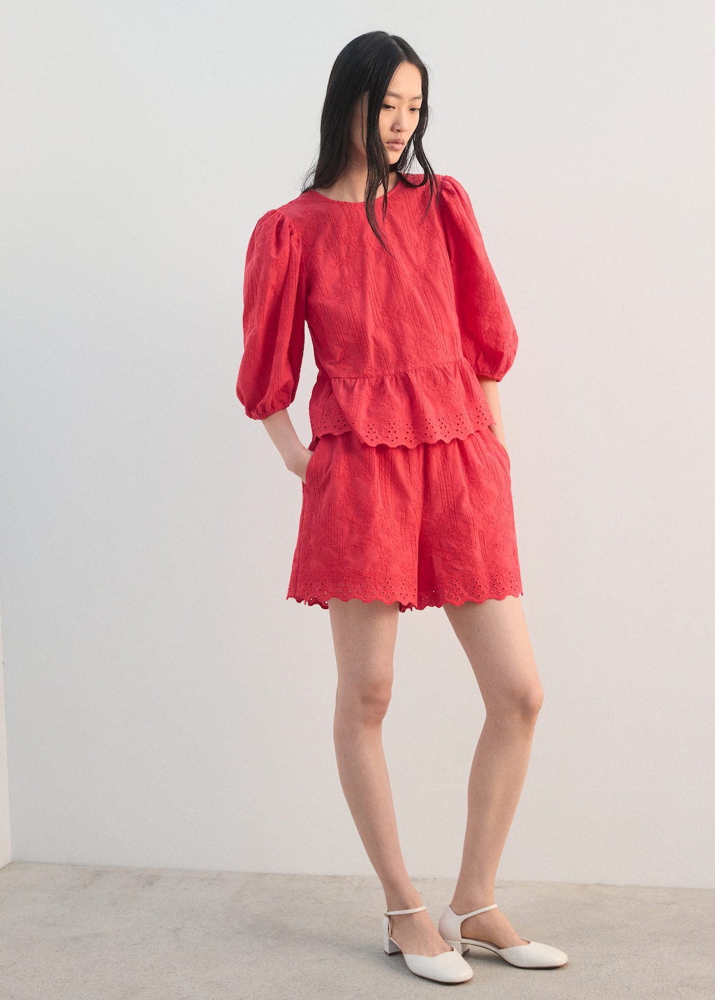 Mango Floral Embroidered Shorts Strawberry In Red