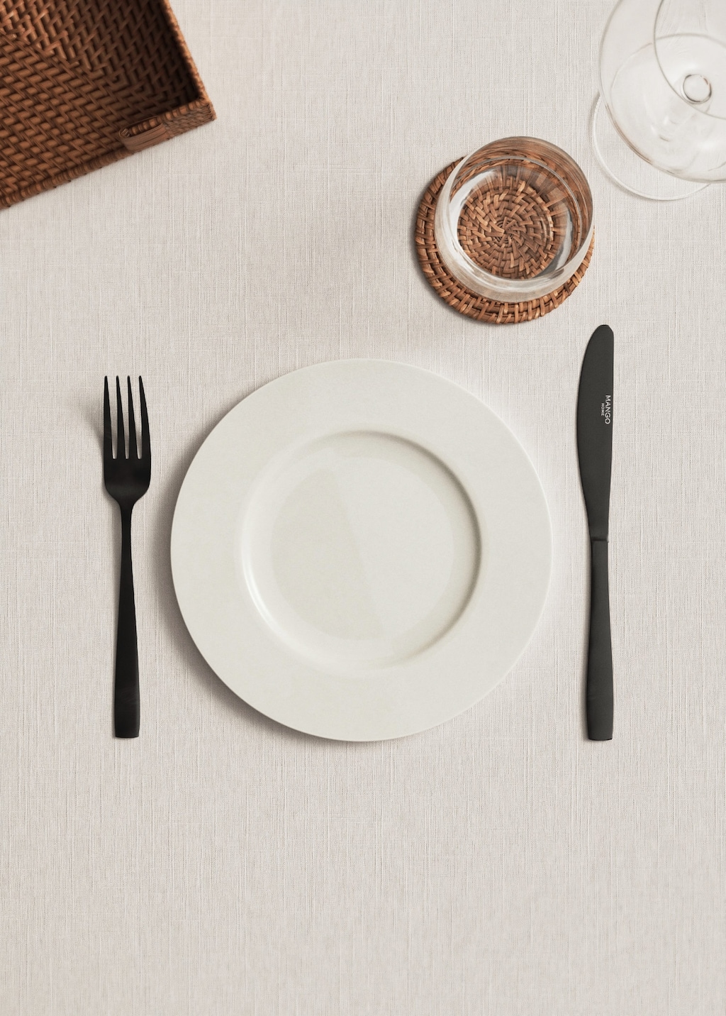 Mango Home Ultra-lightweight Bonechina Dinner Plate White