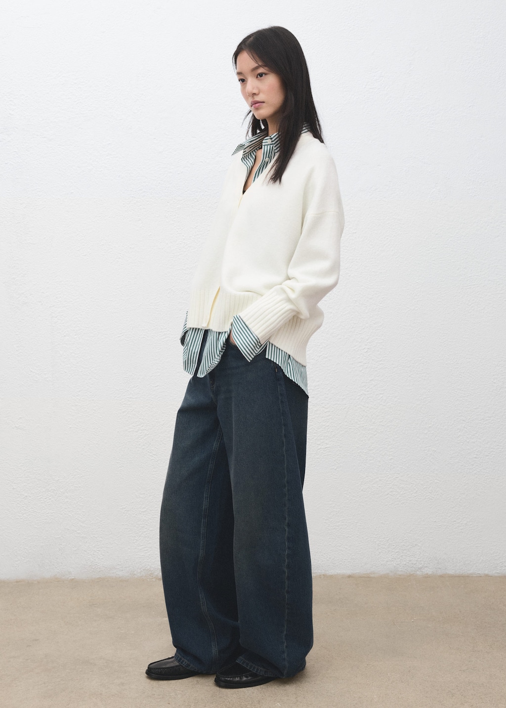 Mango V-neck Knitted Cardigan White