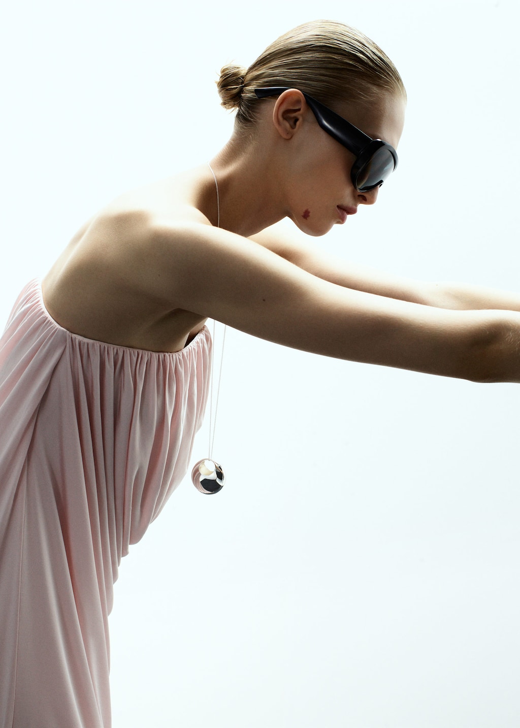 Mango Collier Avec Pendentif Métallique Argent - Femme - Taille Unique -  In Metallic