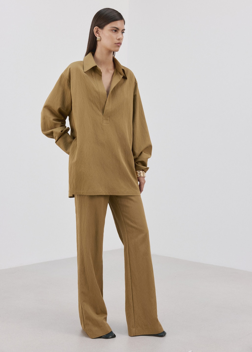 Mango Straight Mid-rise Trousers Khaki In Brown