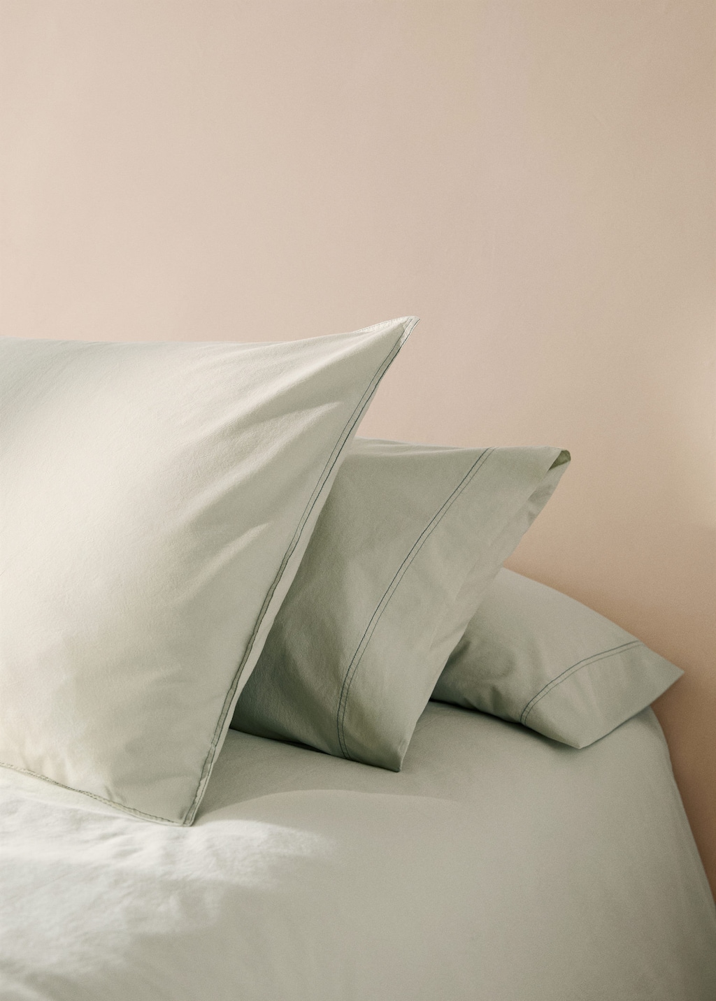 Mango Children's Washed Cotton Double-stitched Pillowcase 60x60 Cm Forest Green