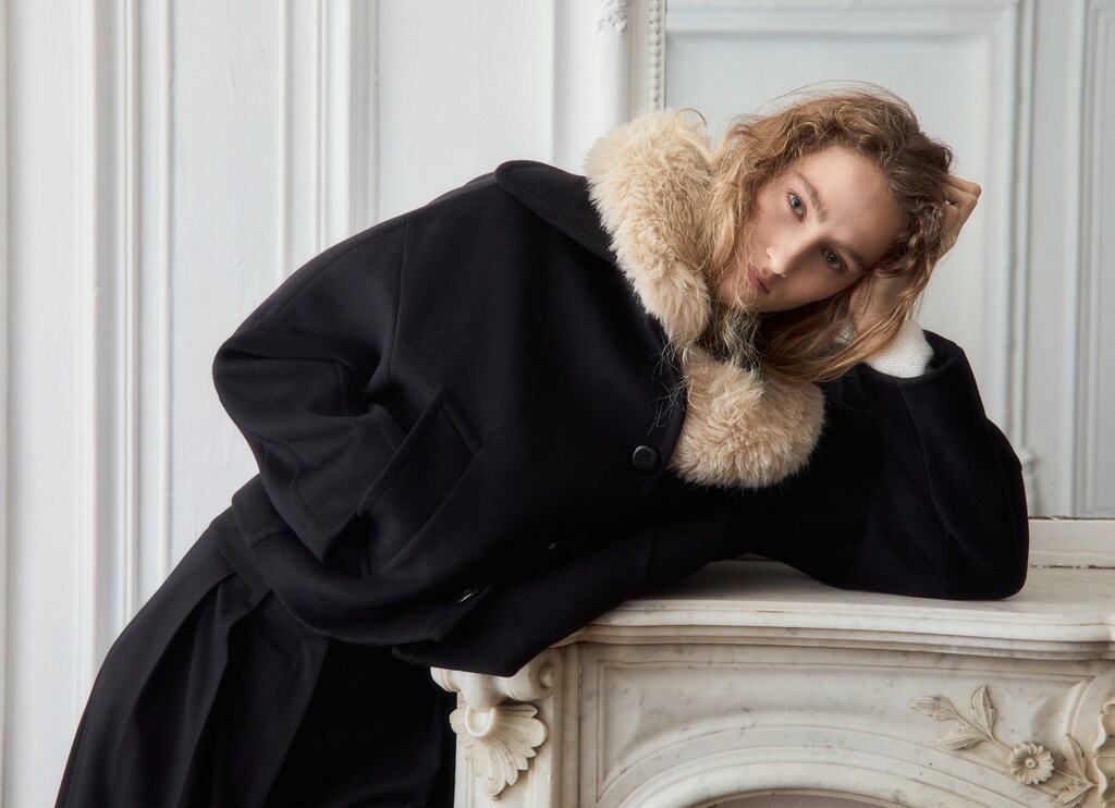 Wool jacket with shirt collar - image 3