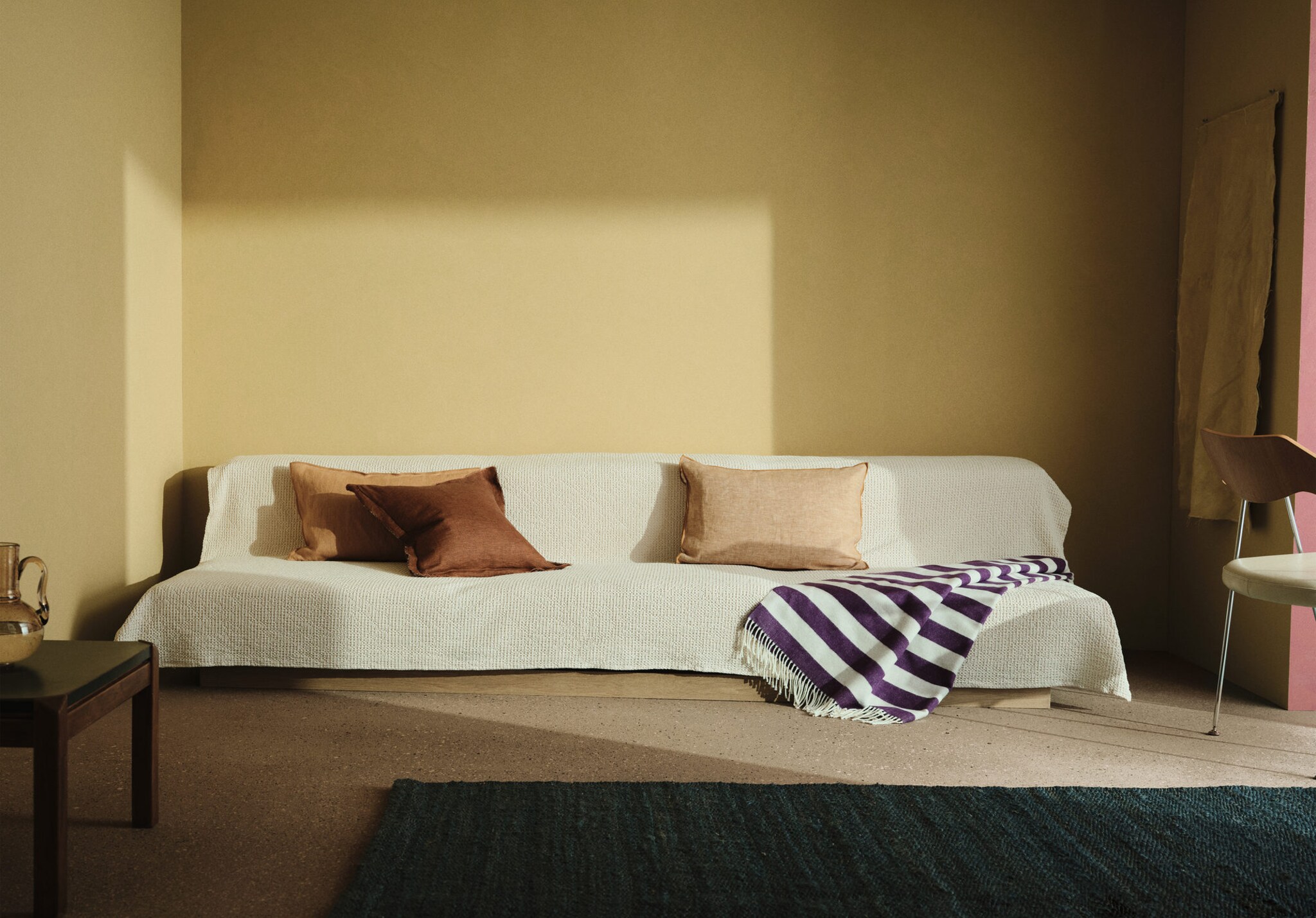 Kuddfodral i linne med sicksackskant 50 x 50 cm - Panoramabild