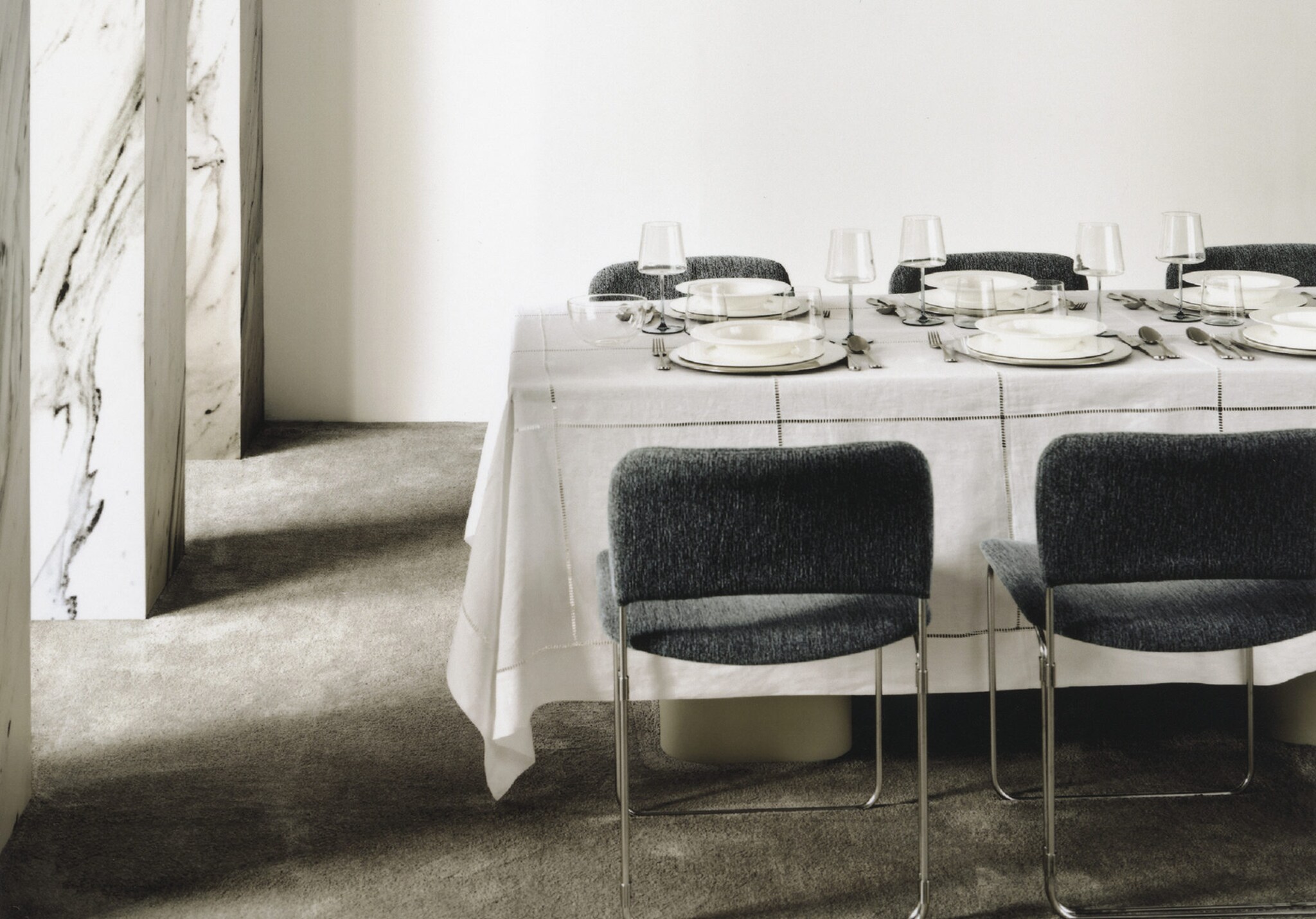 Estovalles lli brodat calat 6 a 8 comensals - Pla panoràmic