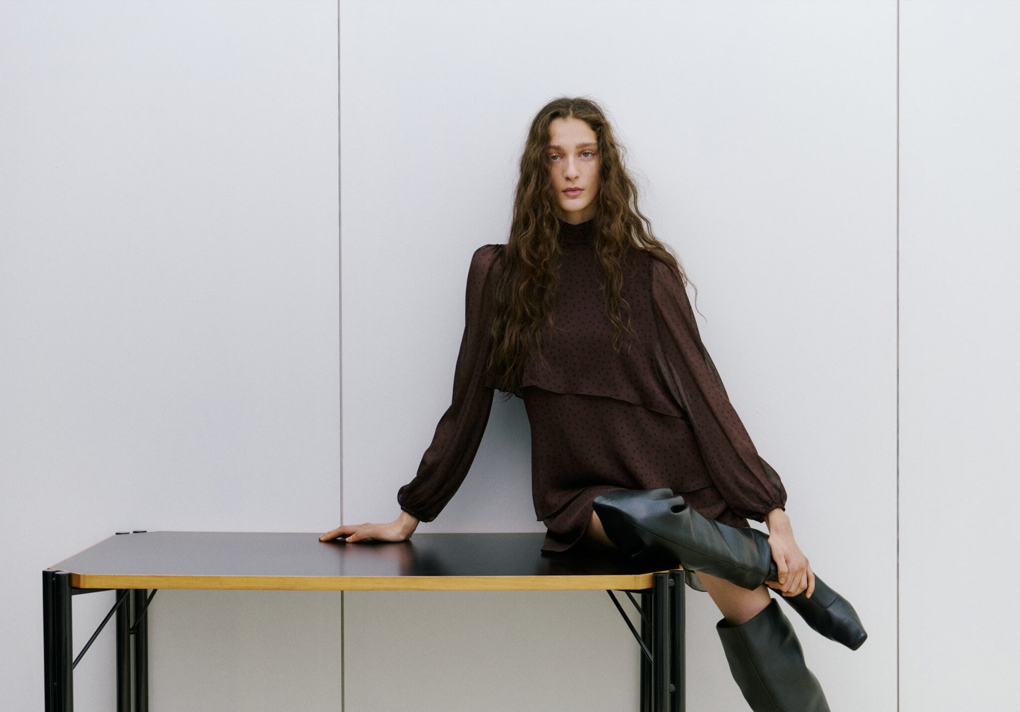 Vestido lunares volantes - Plano panorámico