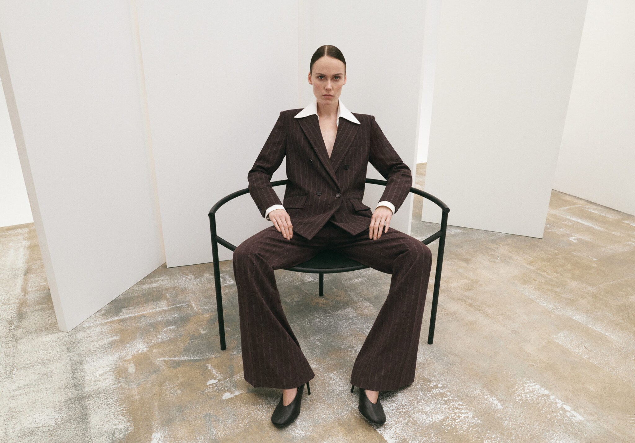 بنطلون بدلة مقلم - رؤية بانورامية