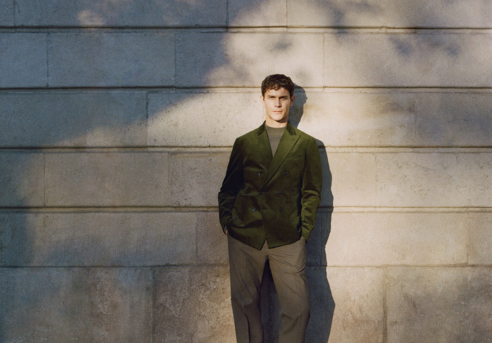 Veste en velours côtelé à boutonnage croisé slim-fit - Plan panoramique