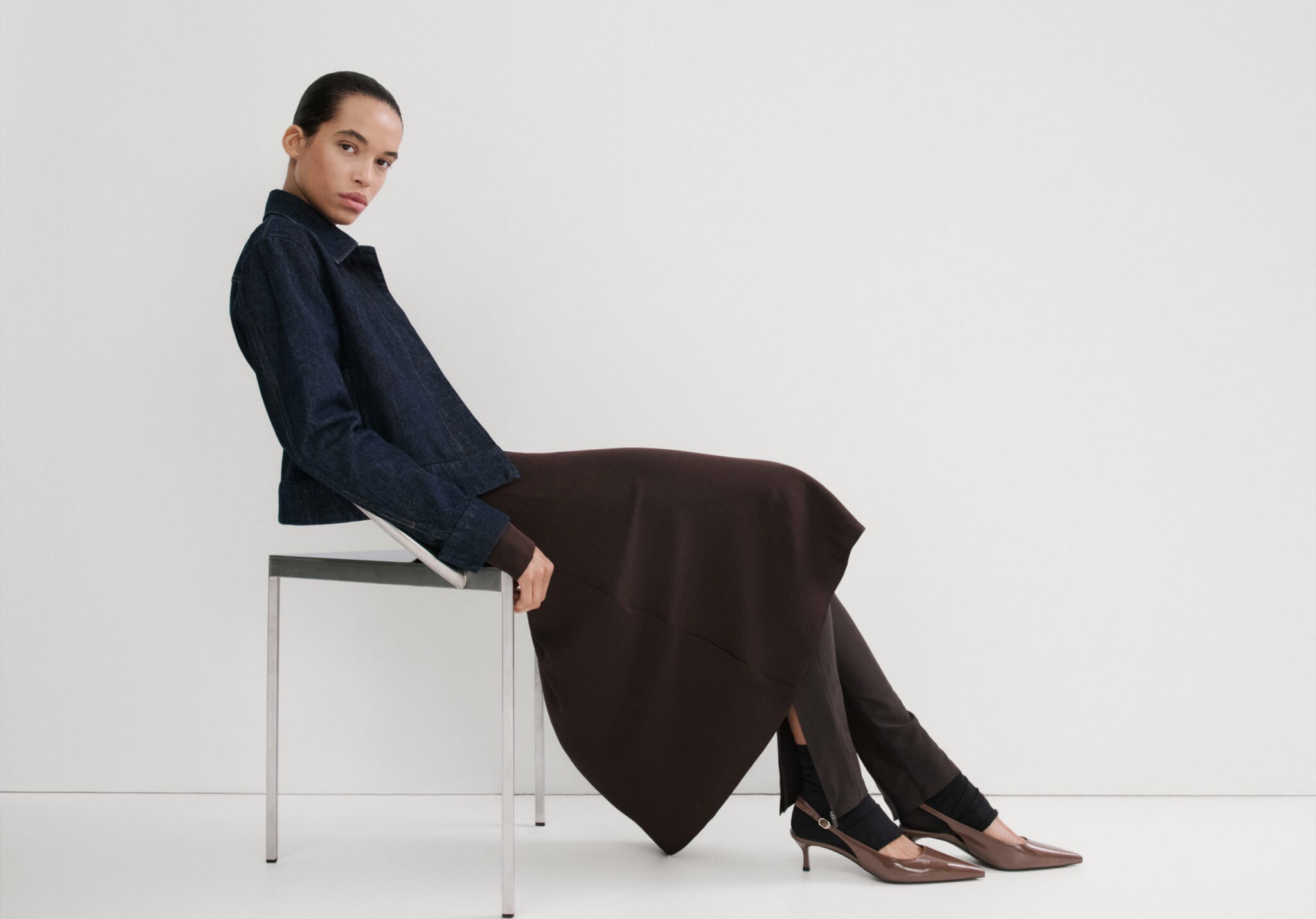 Kitten-heel pointed shoes - Panoramic plane