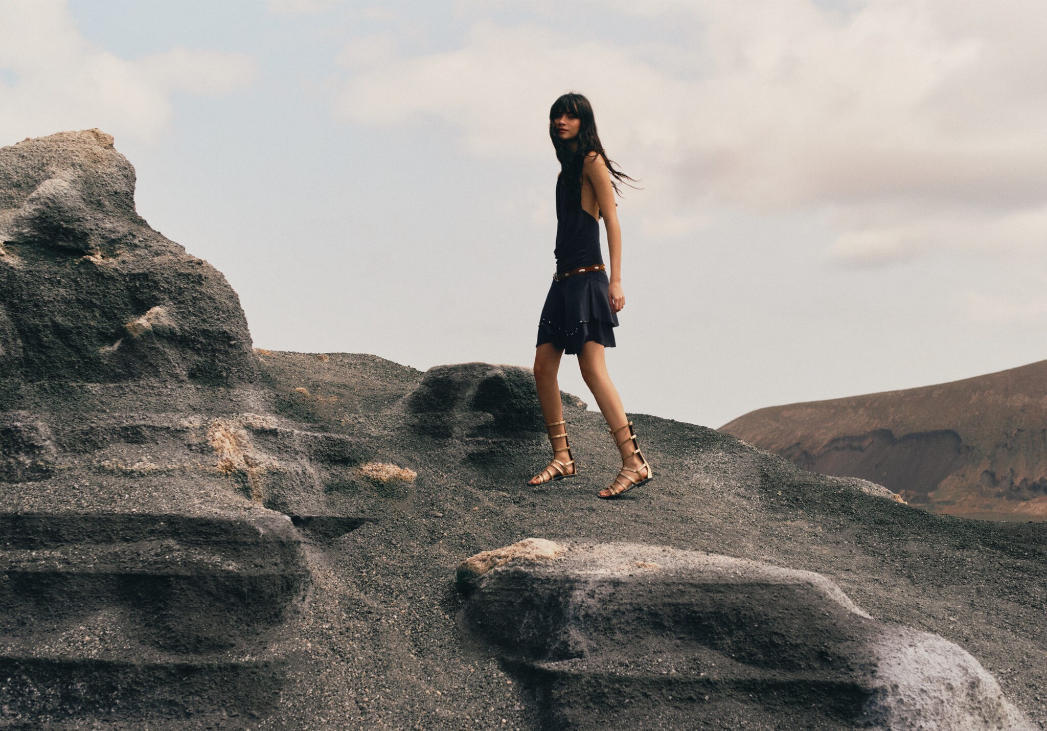 Short dress with draped collar - Panoramic plane