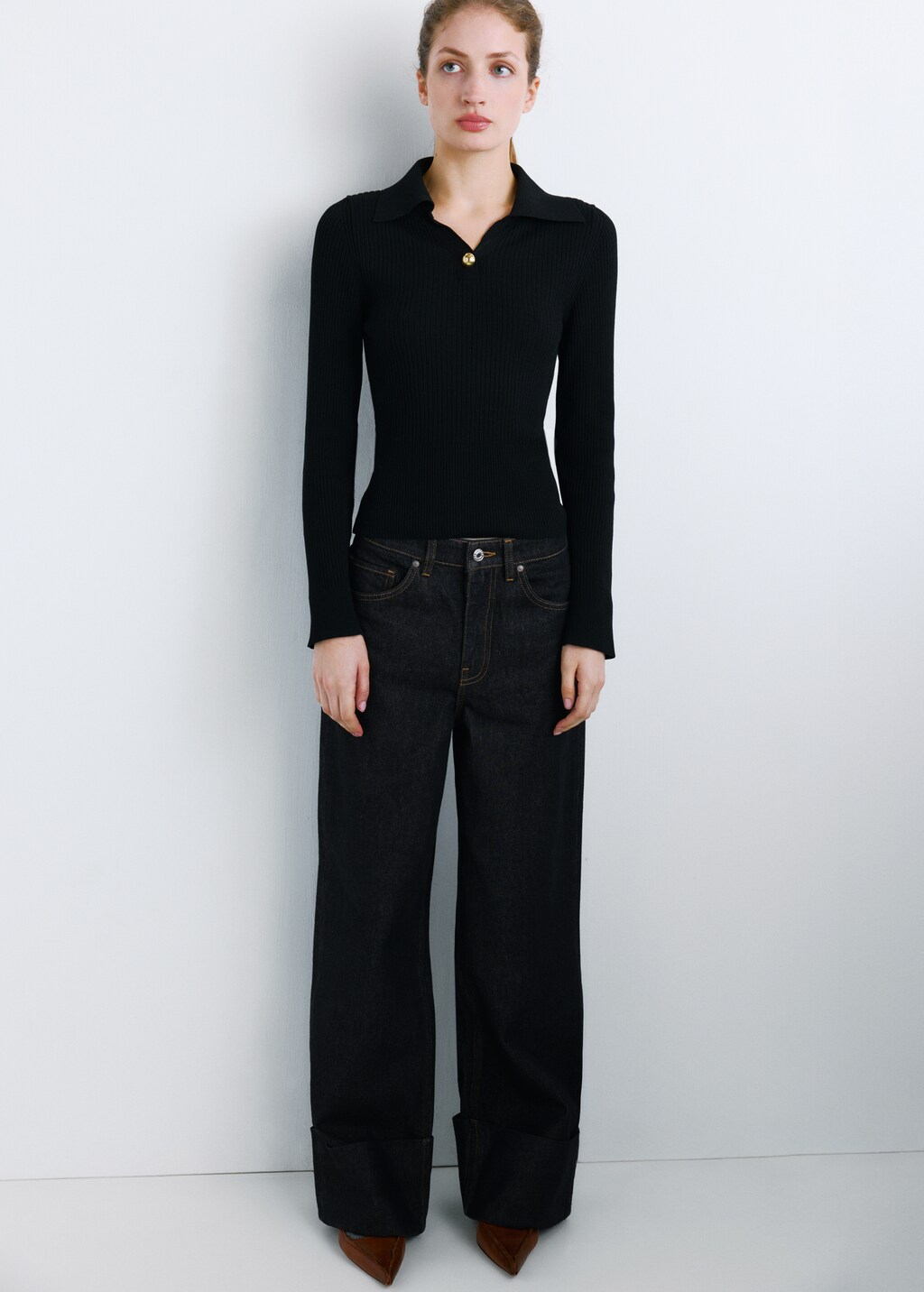 Turned-up straight jeans