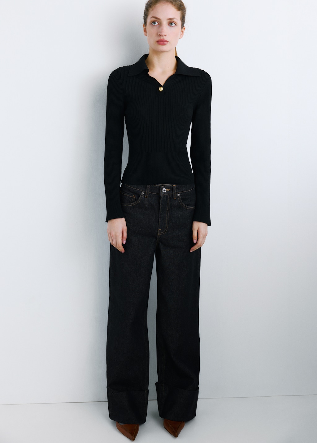 Turned-up straight jeans