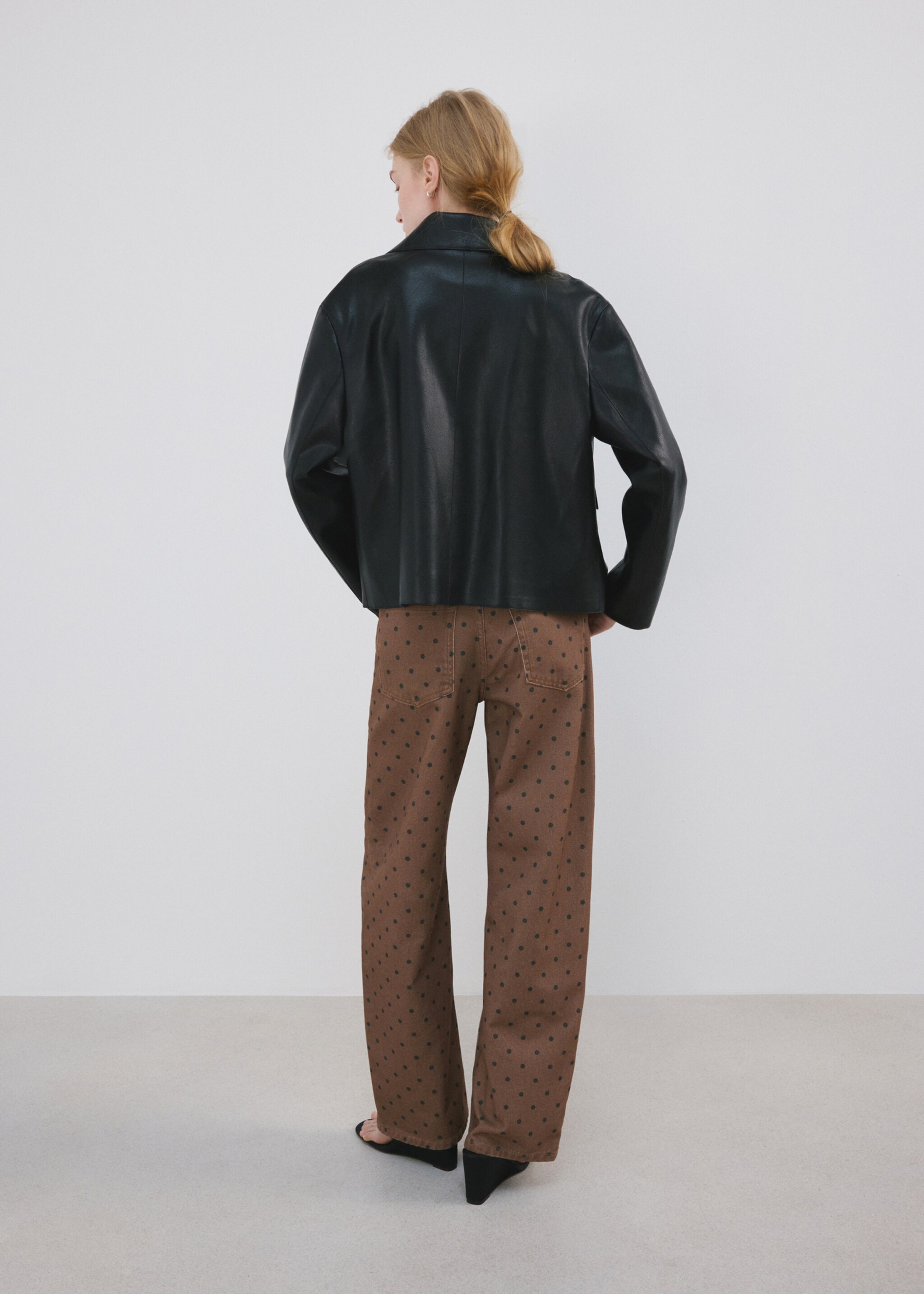 Polka dot balloon jeans - Reverse of the article, Chocolate. Ref: 27004105-01.