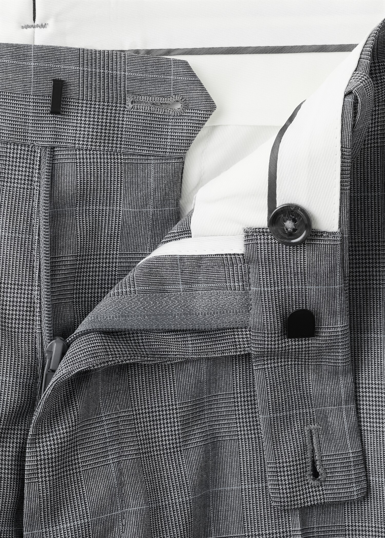 London regular-fit trousers - Details of the article 0