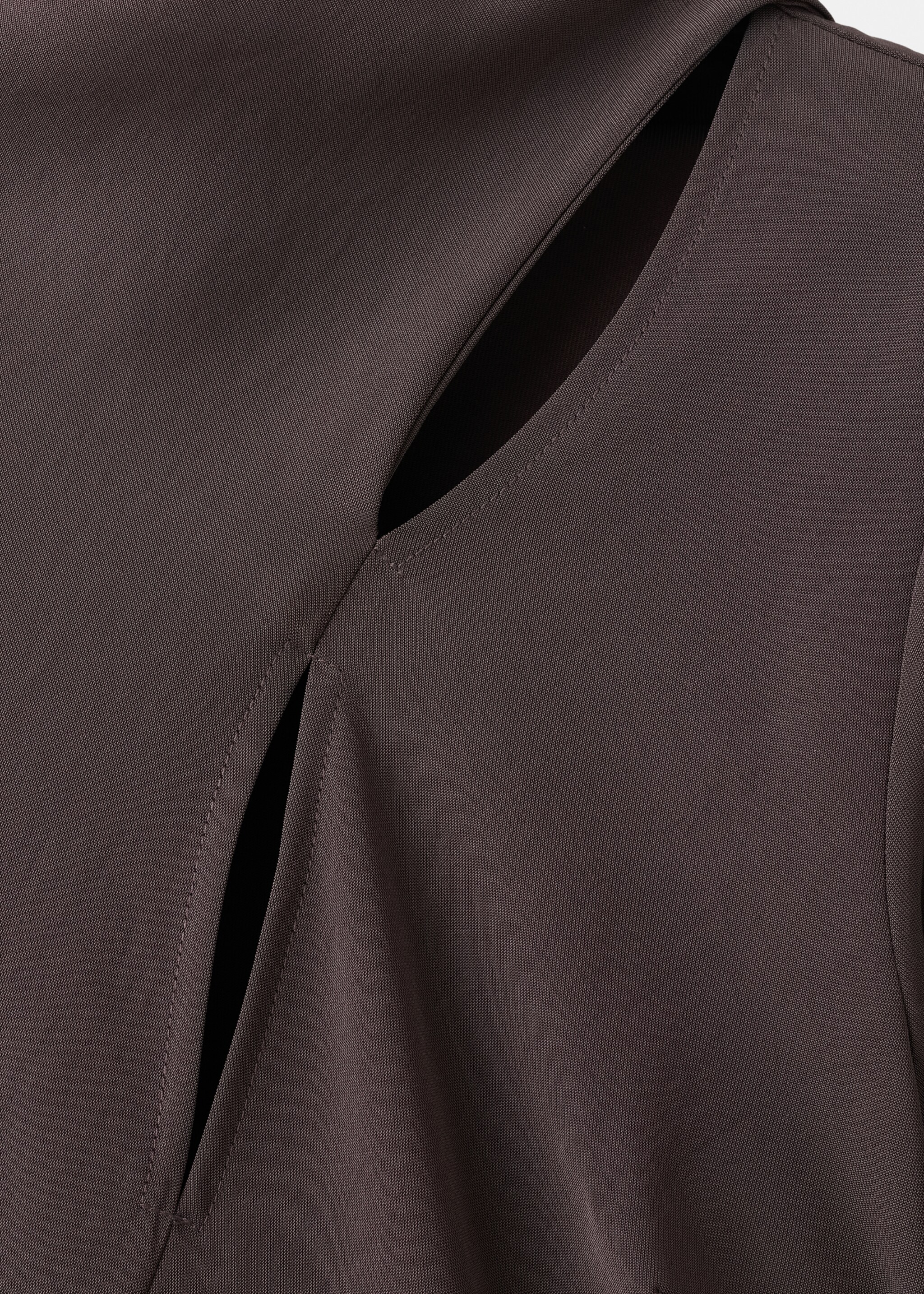 Vestit evasé fulard - Detall de l'article 0, Marró. Ref: 27014087-01.