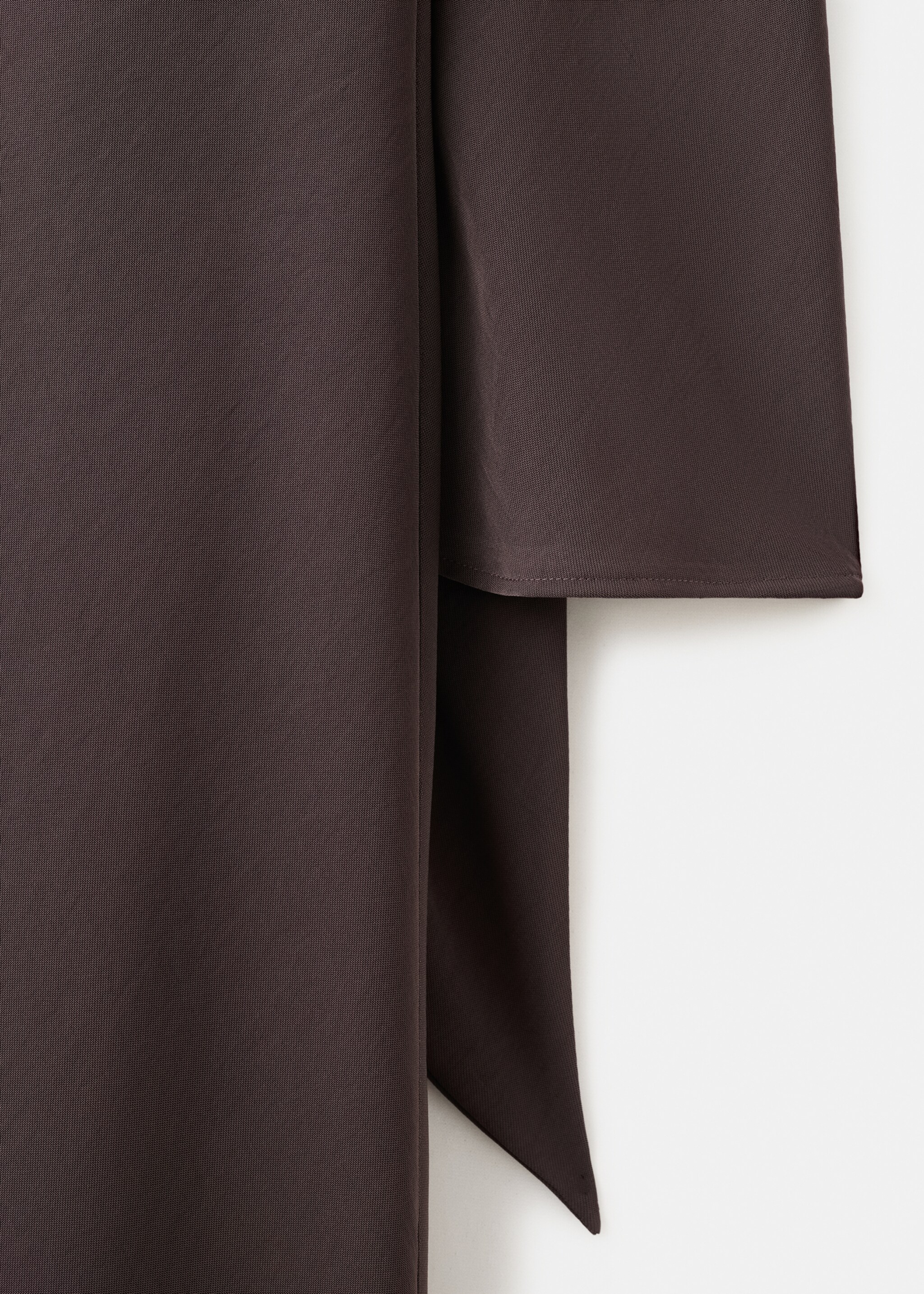 Vestit evasé fulard - Detall de l'article 8, Marró. Ref: 27014087-01.