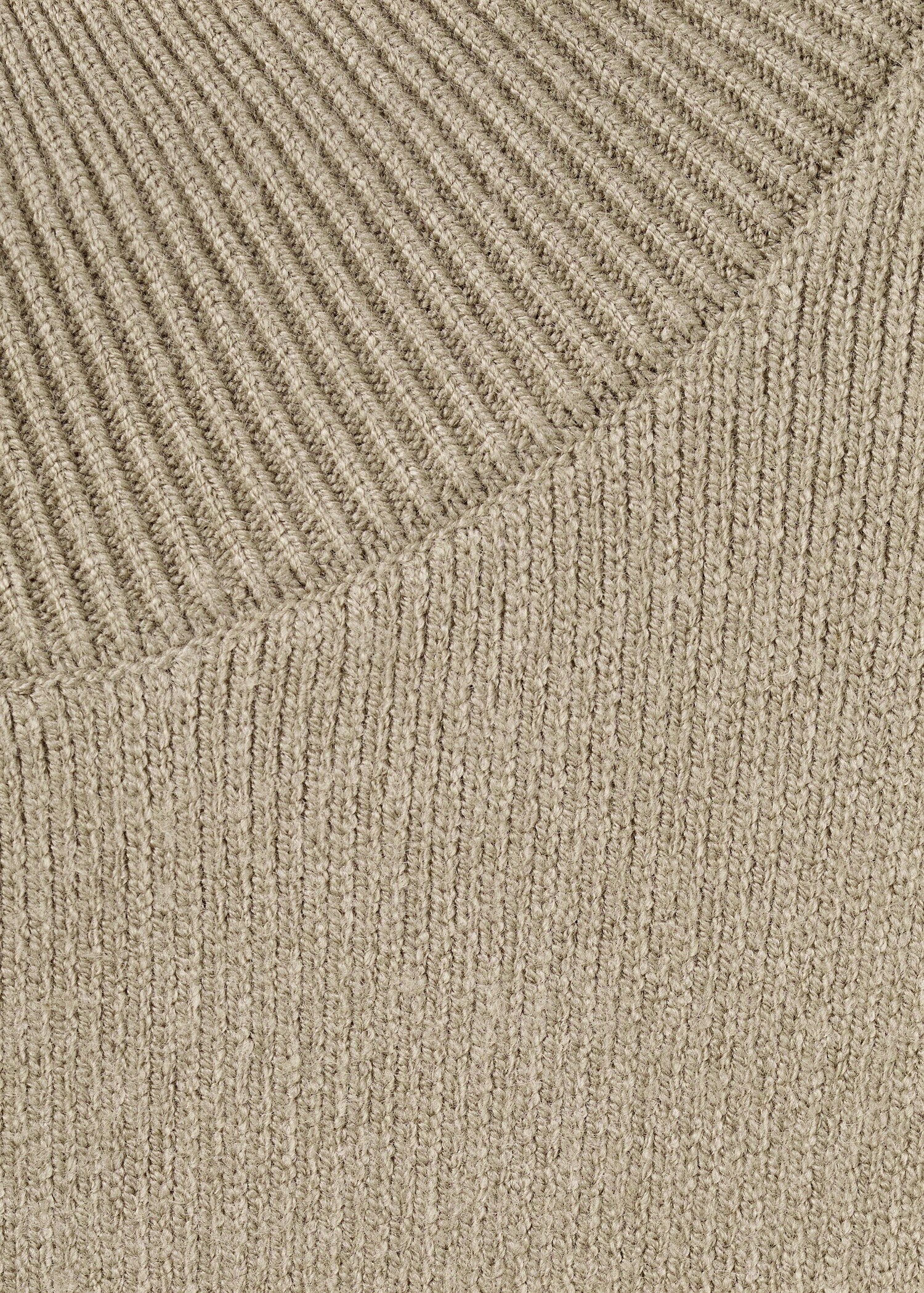 Oversized perkins-neck sweater - Details of the article 8