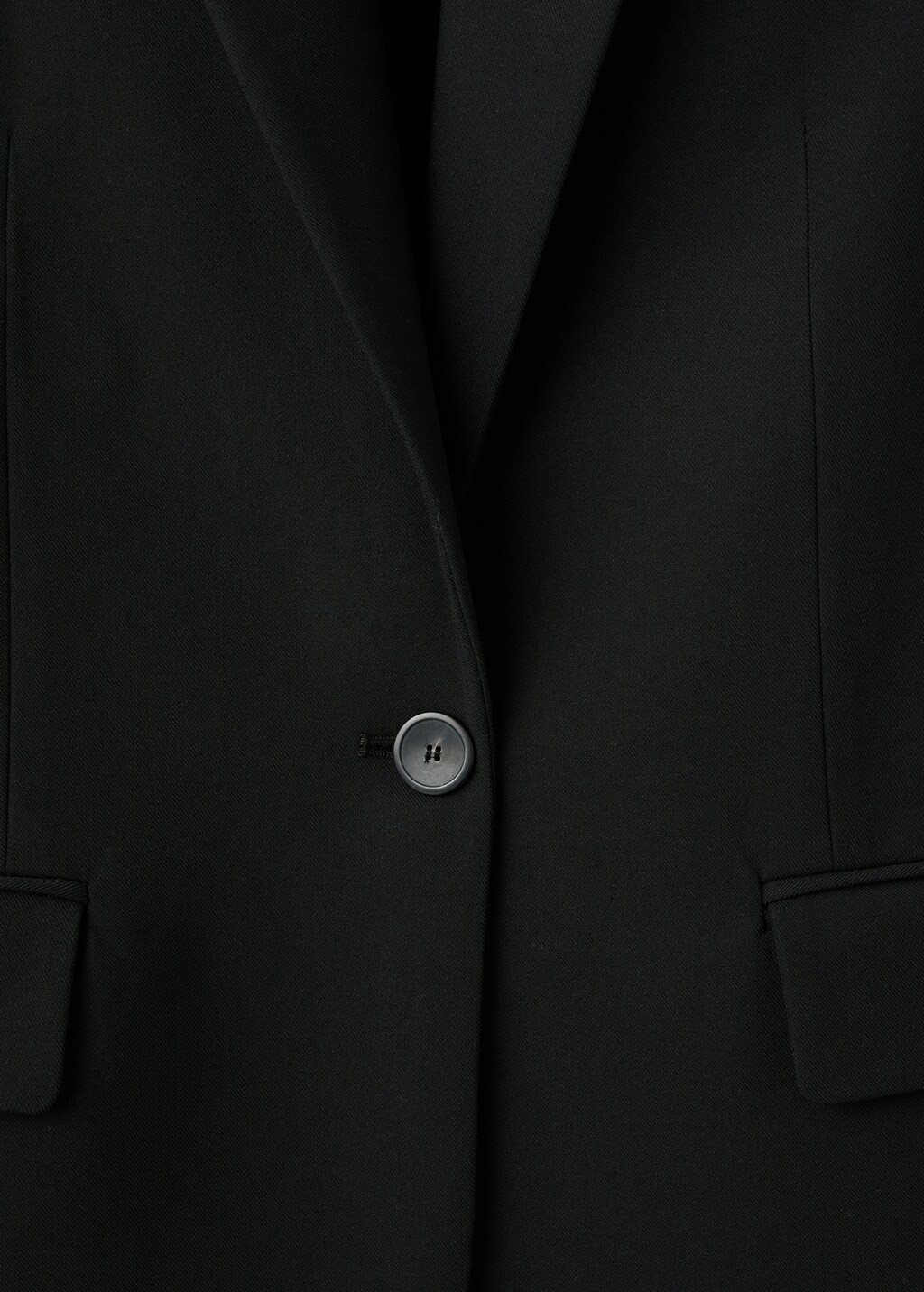 Straight suit jacket with lapel pockets