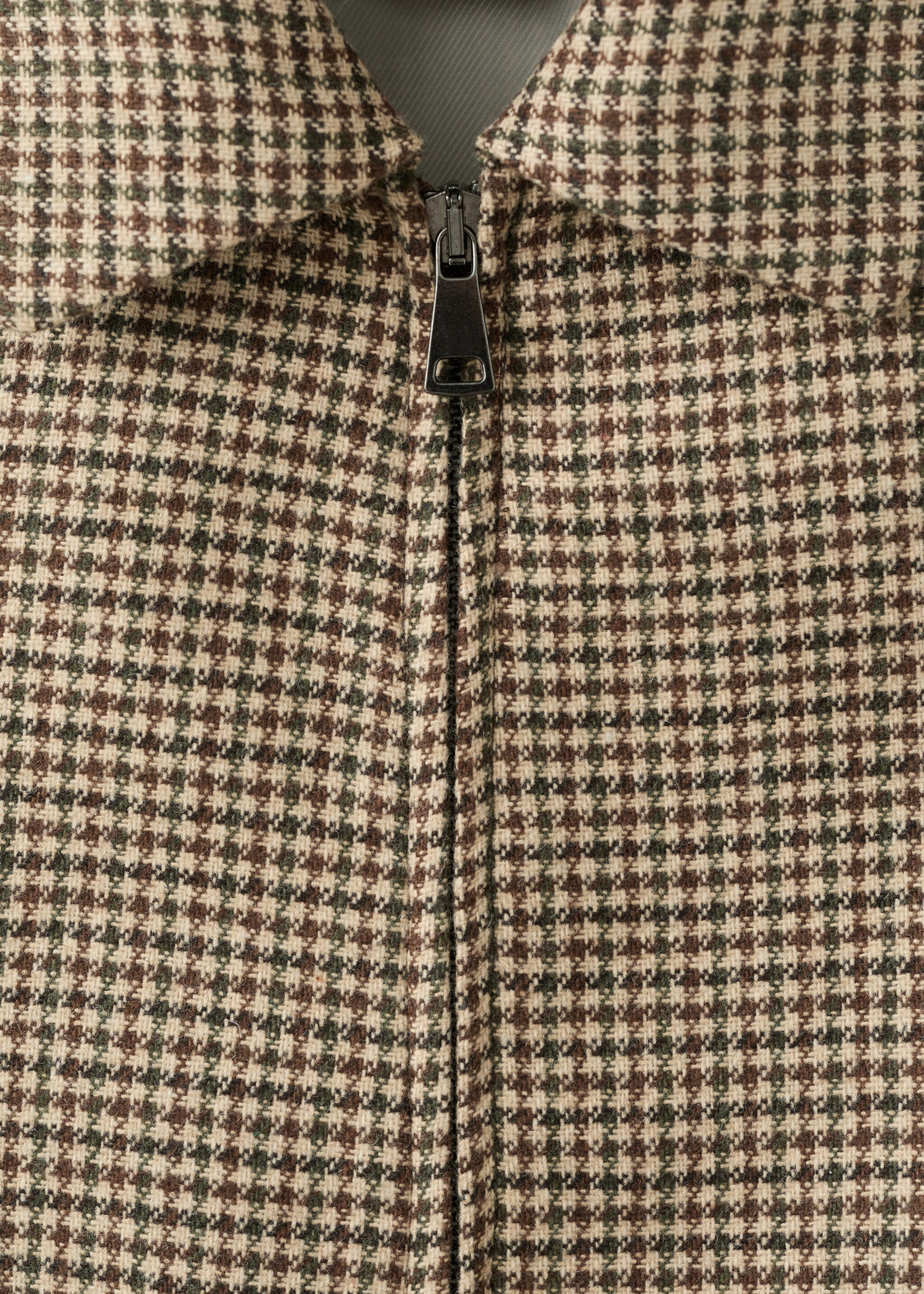 Houndstooth jacket with lapels - Details of the article 8, Medium Brown. Ref: 27021324-01.