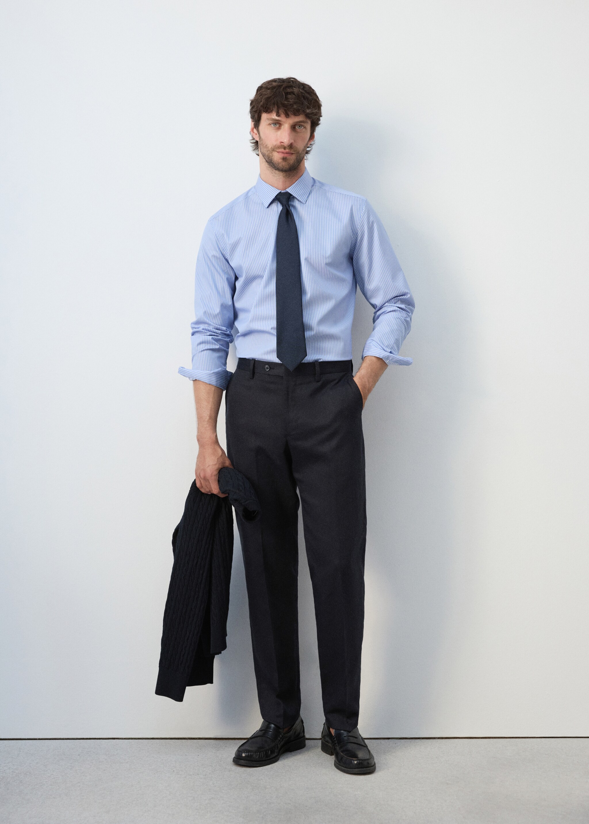 بنطلون سليم فيت لايوسل من الكتان - رؤية عامة, أزرق غامق. Ref: 27025933-02.