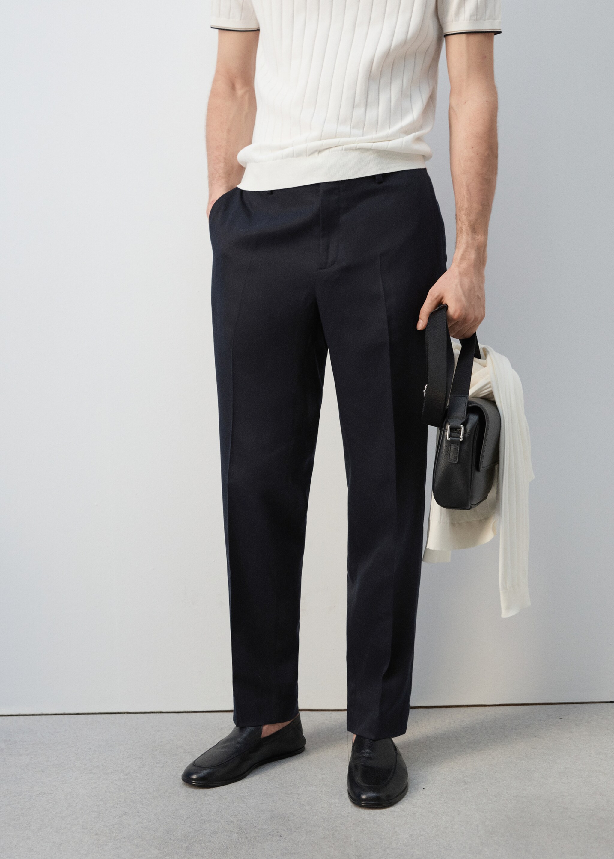 Slim-fit lyocell linen trousers - Medium plane, Navy. Ref: 27025933-03.