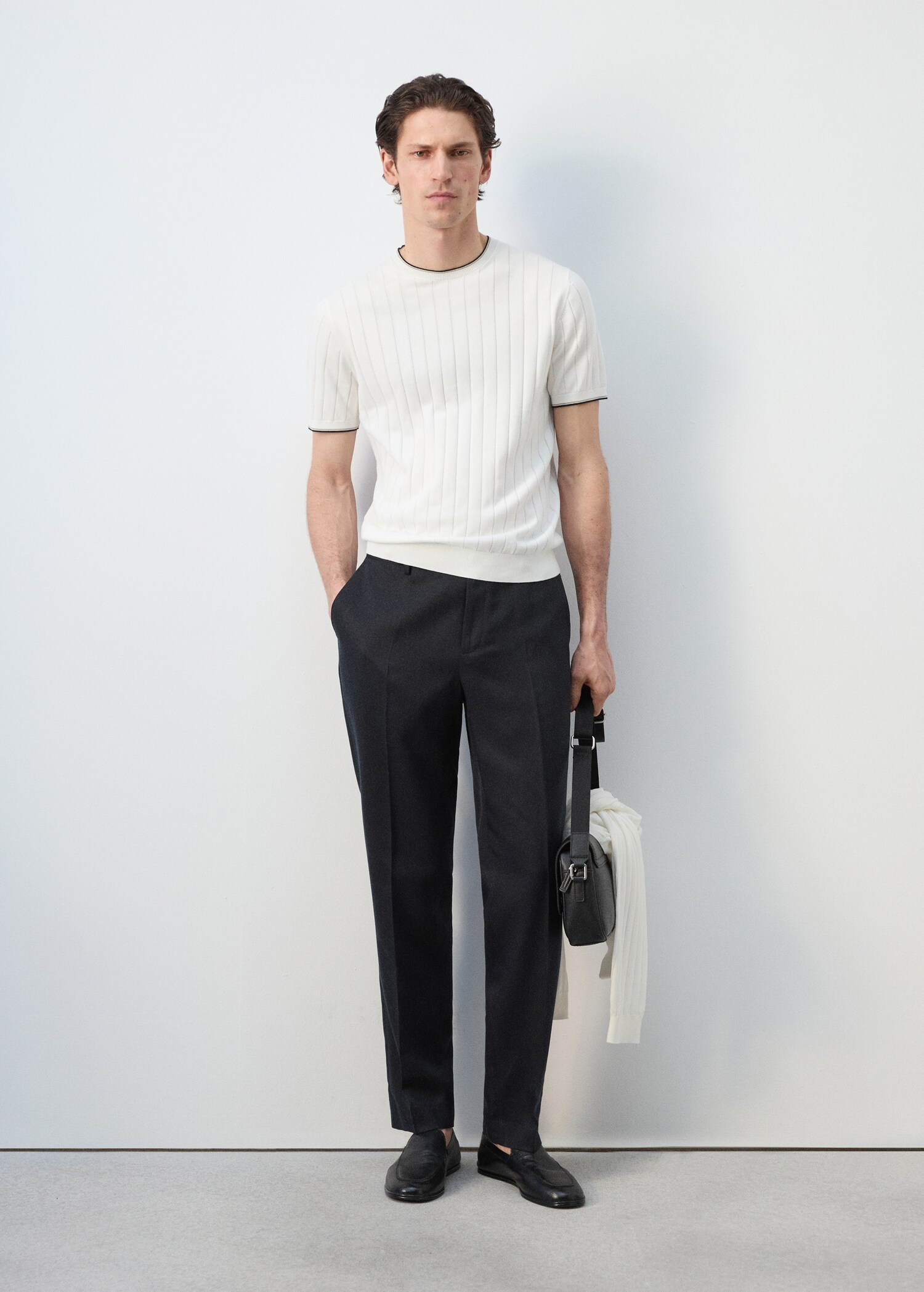 Slim-fit lyocell linen trousers - General plane