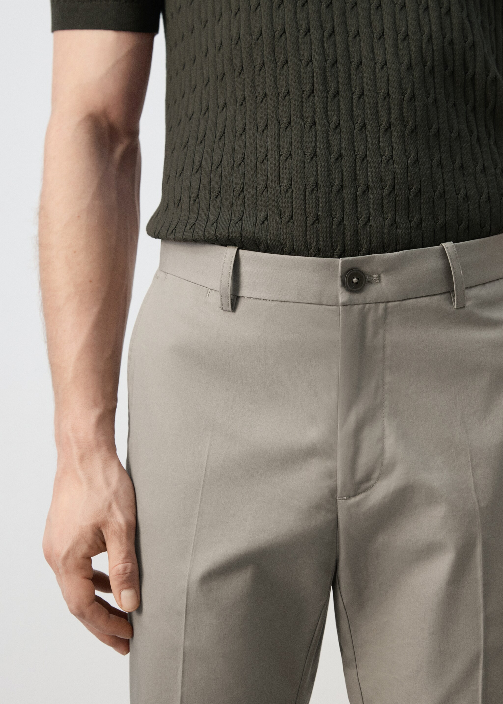 Calças slim fit de sarja de 100% algodão - Pormenor do artigo 1, Bege. Ref: 27025934-03.