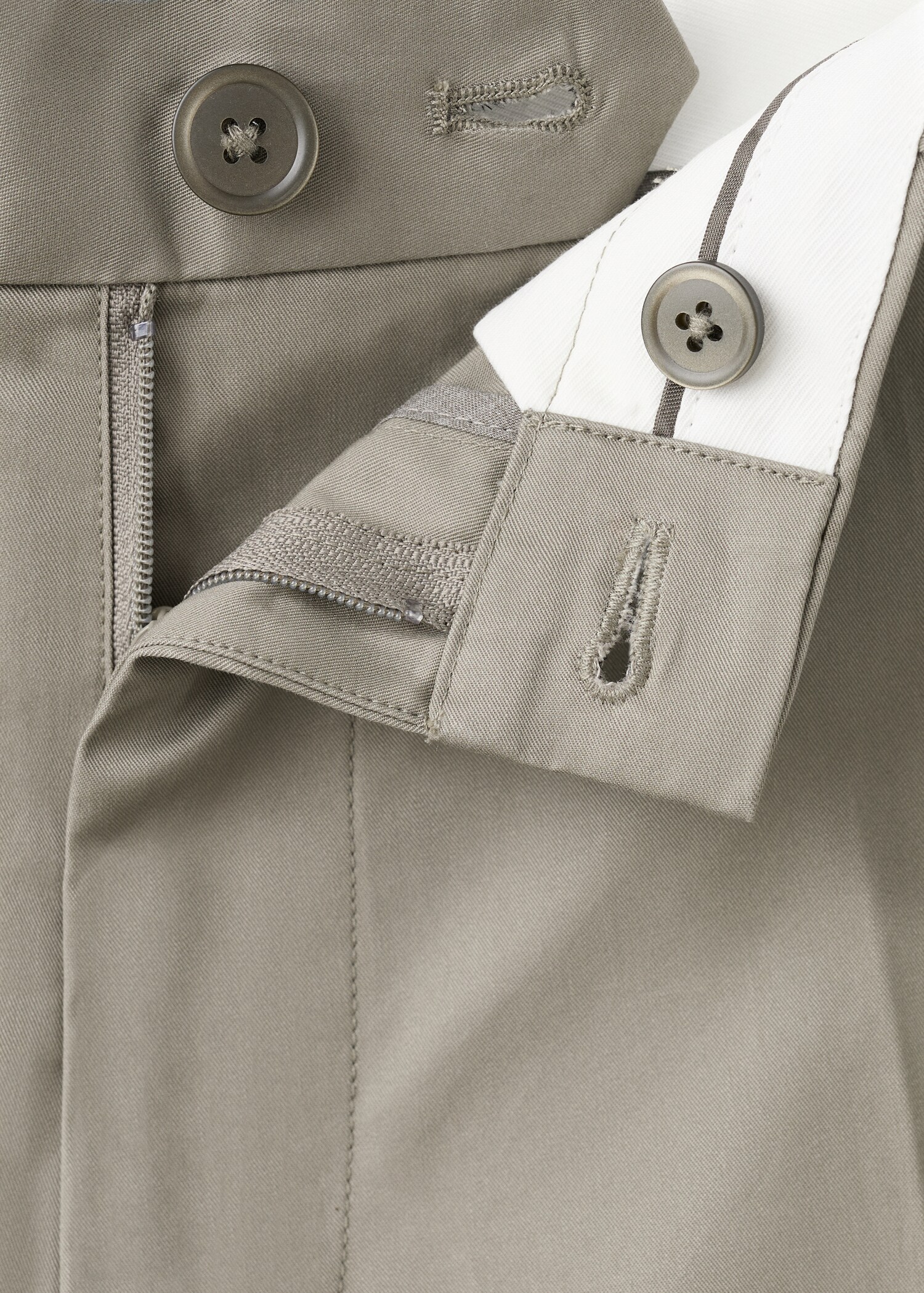 Calças slim fit de sarja de 100% algodão - Pormenor do artigo 8