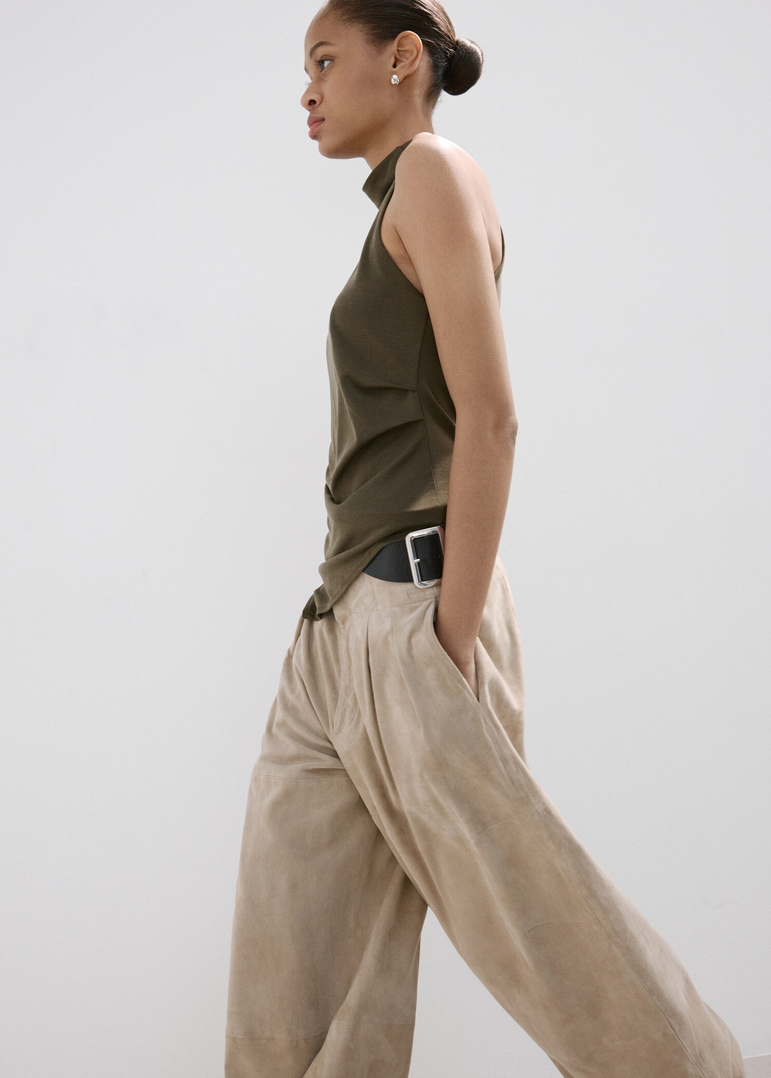 Asymmetric ruched top - Details of the article 2