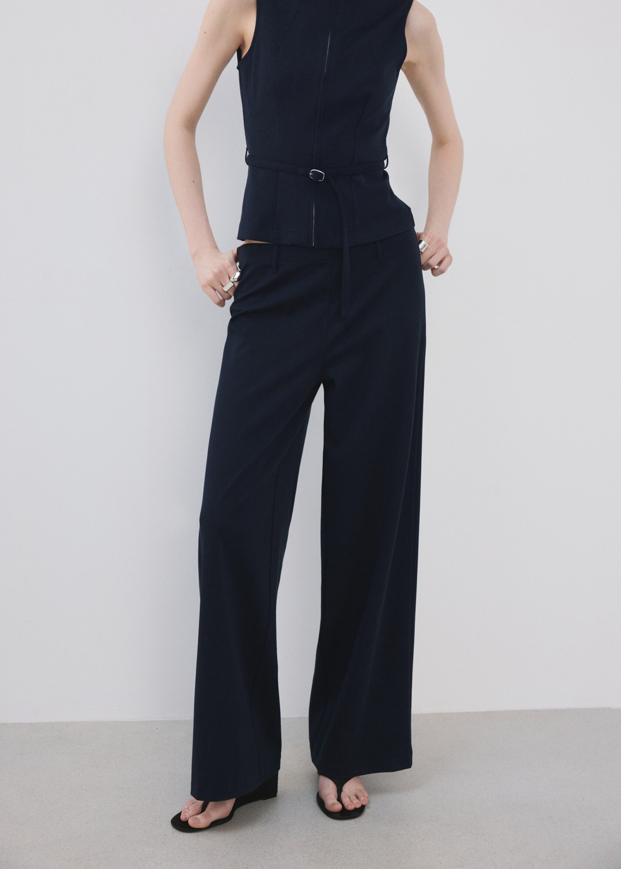 Straight lyocell trousers - Medium plane, Navy. Ref: 27034080-01.