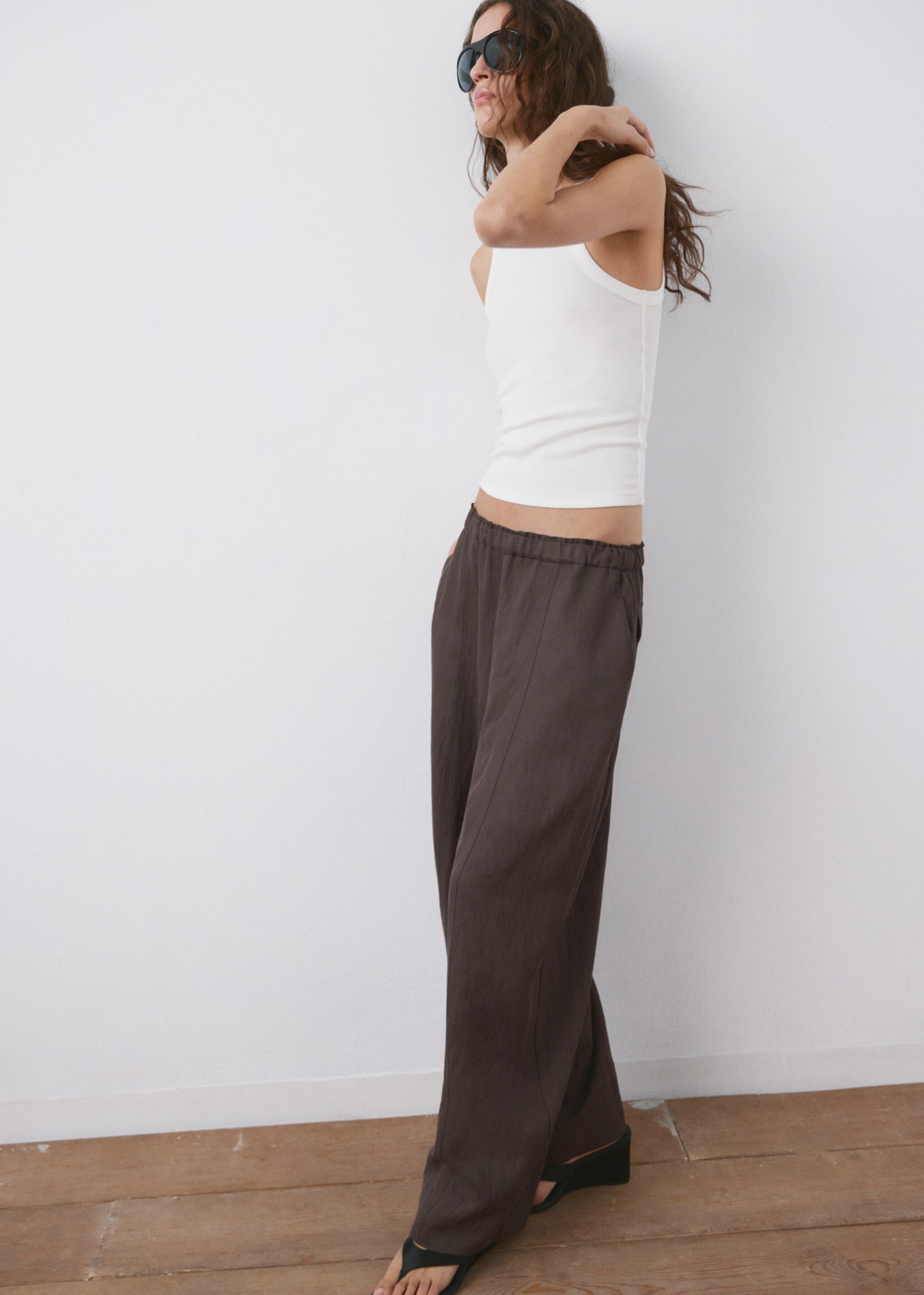 Mid-rise lyocell trousers - Details of the article 4, Purple. Ref: 27036348-01.