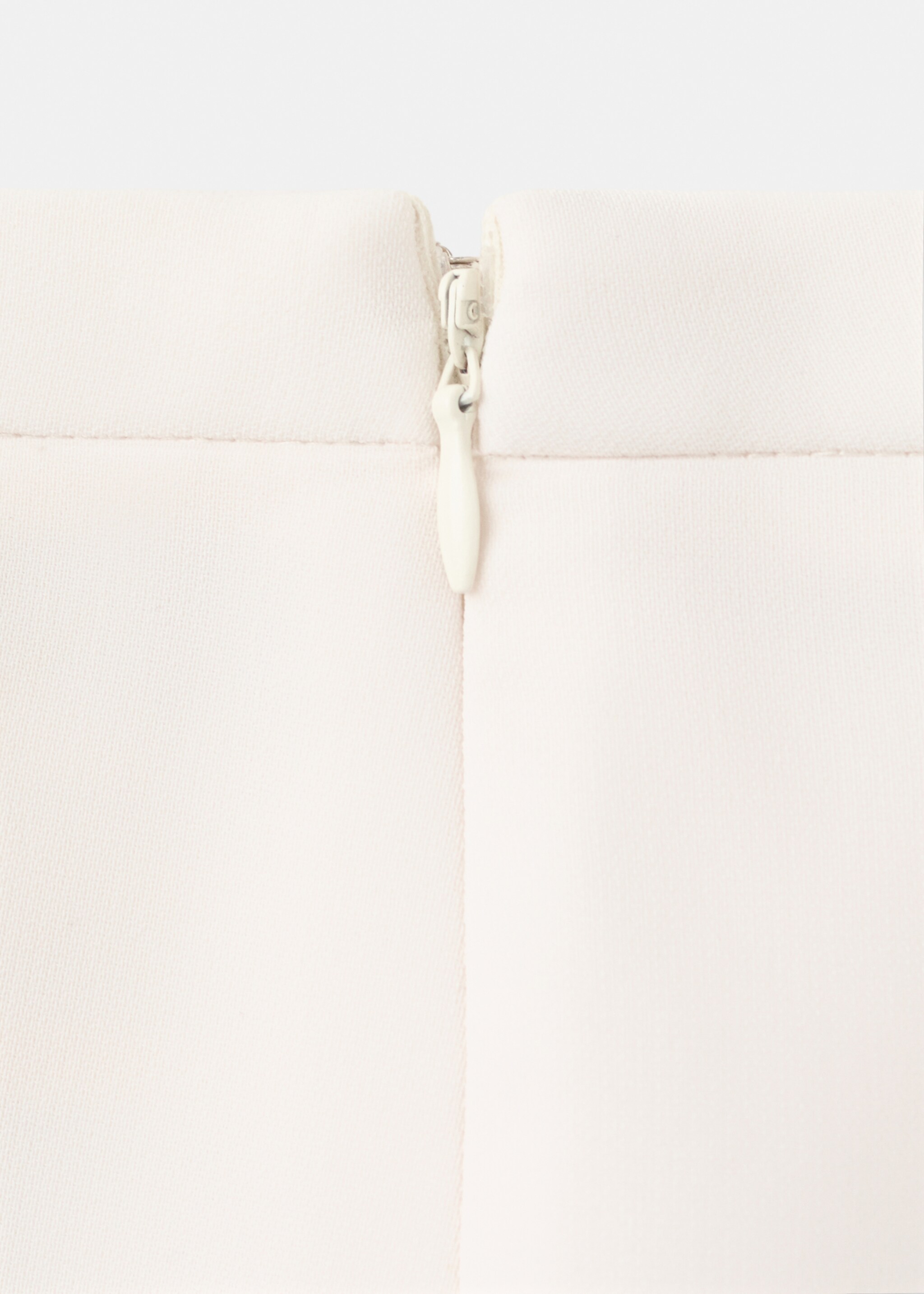 Pantalón traje tiro alto - Detalle del artículo 8, Vainilla. Ref: 27041320-01.