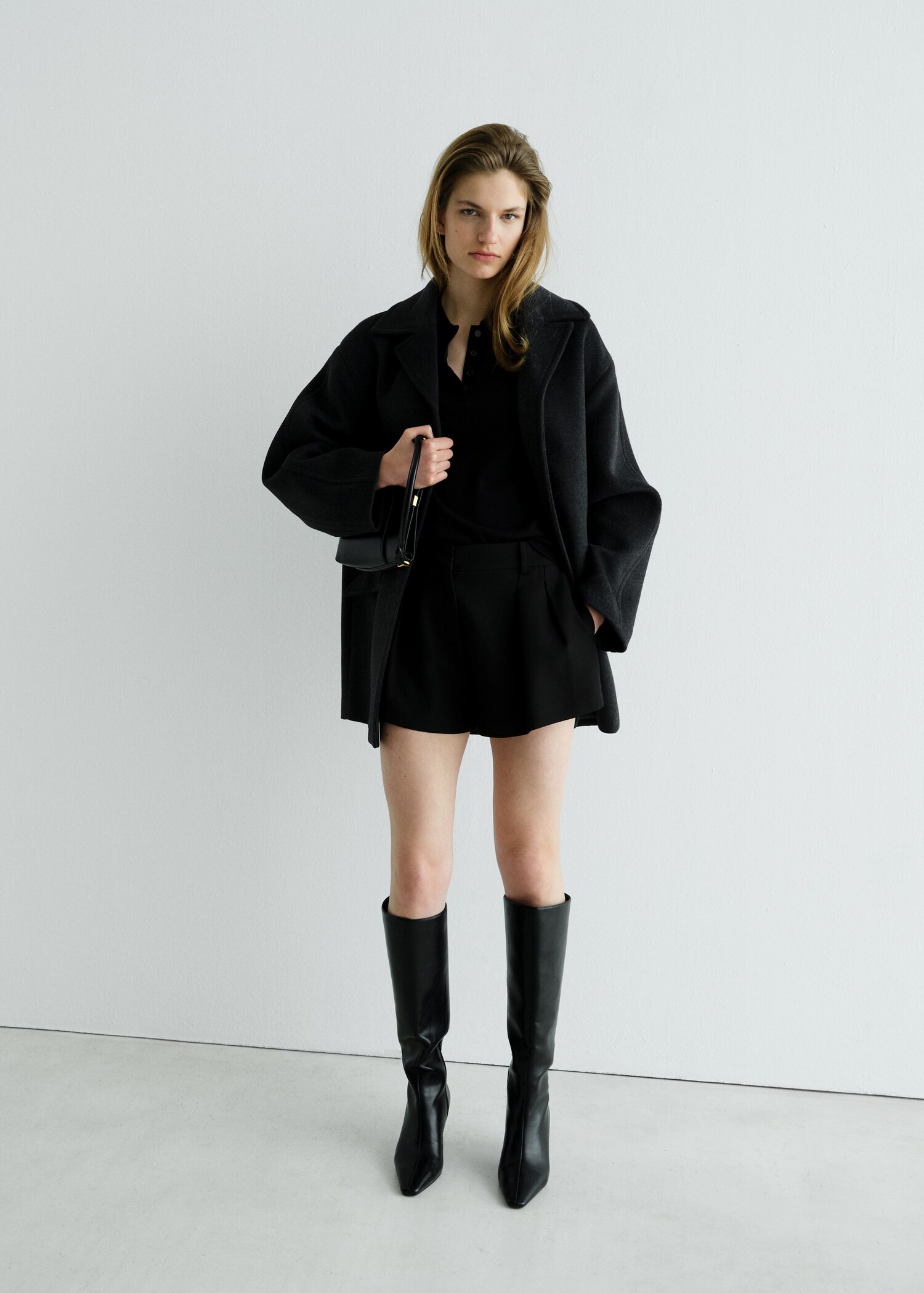 Polo neck sweater - General plane