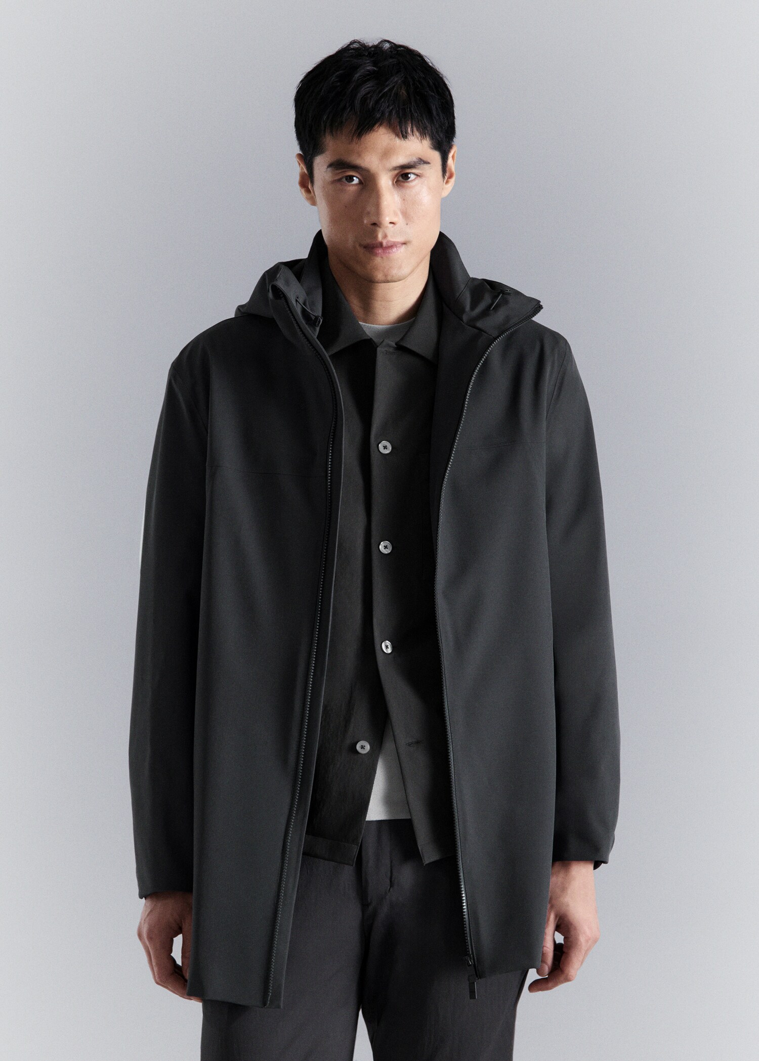 Water-repellent parka with pockets - Medium plane