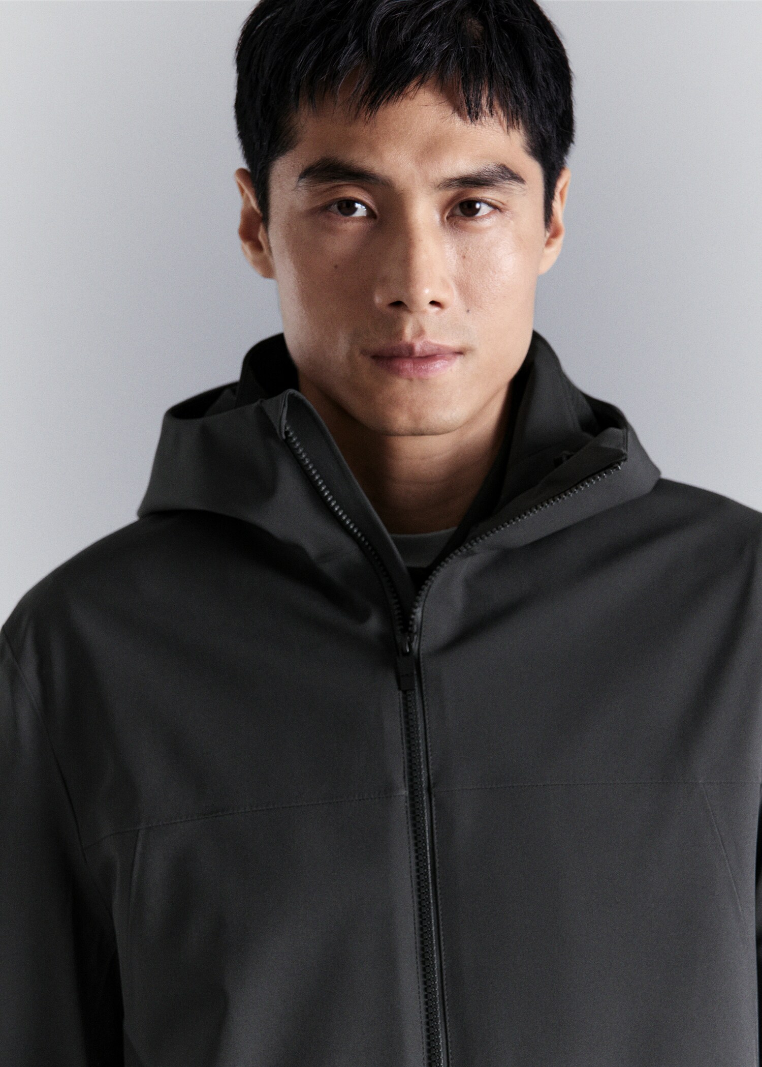 Water-repellent parka with pockets - Details of the article 1