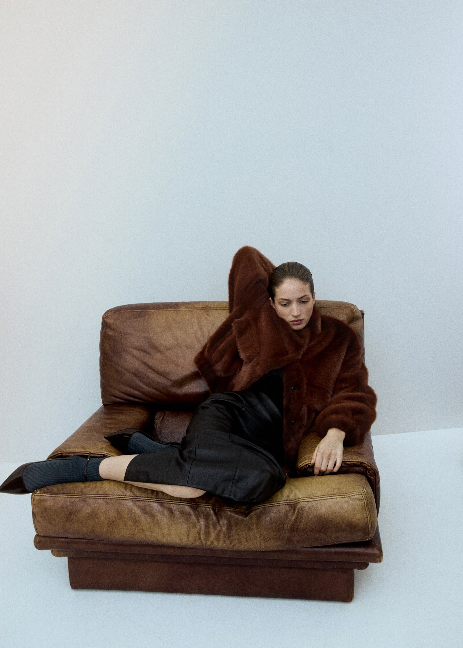 Faux-fur jacket with pockets - Details of the article 2