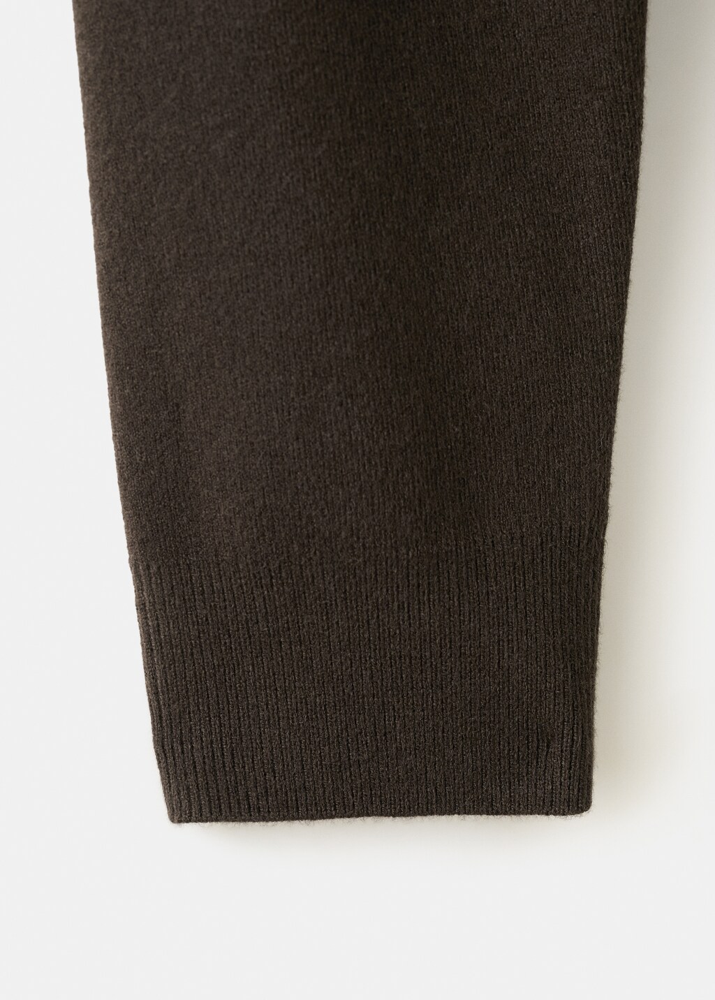 Combined shirt-collar sweater