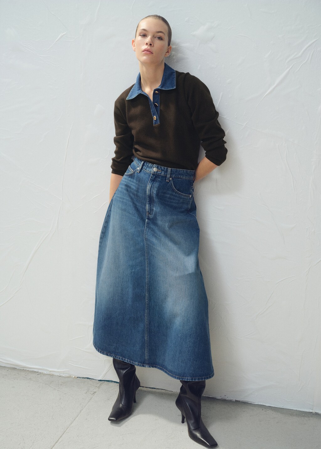 Combined shirt-collar sweater