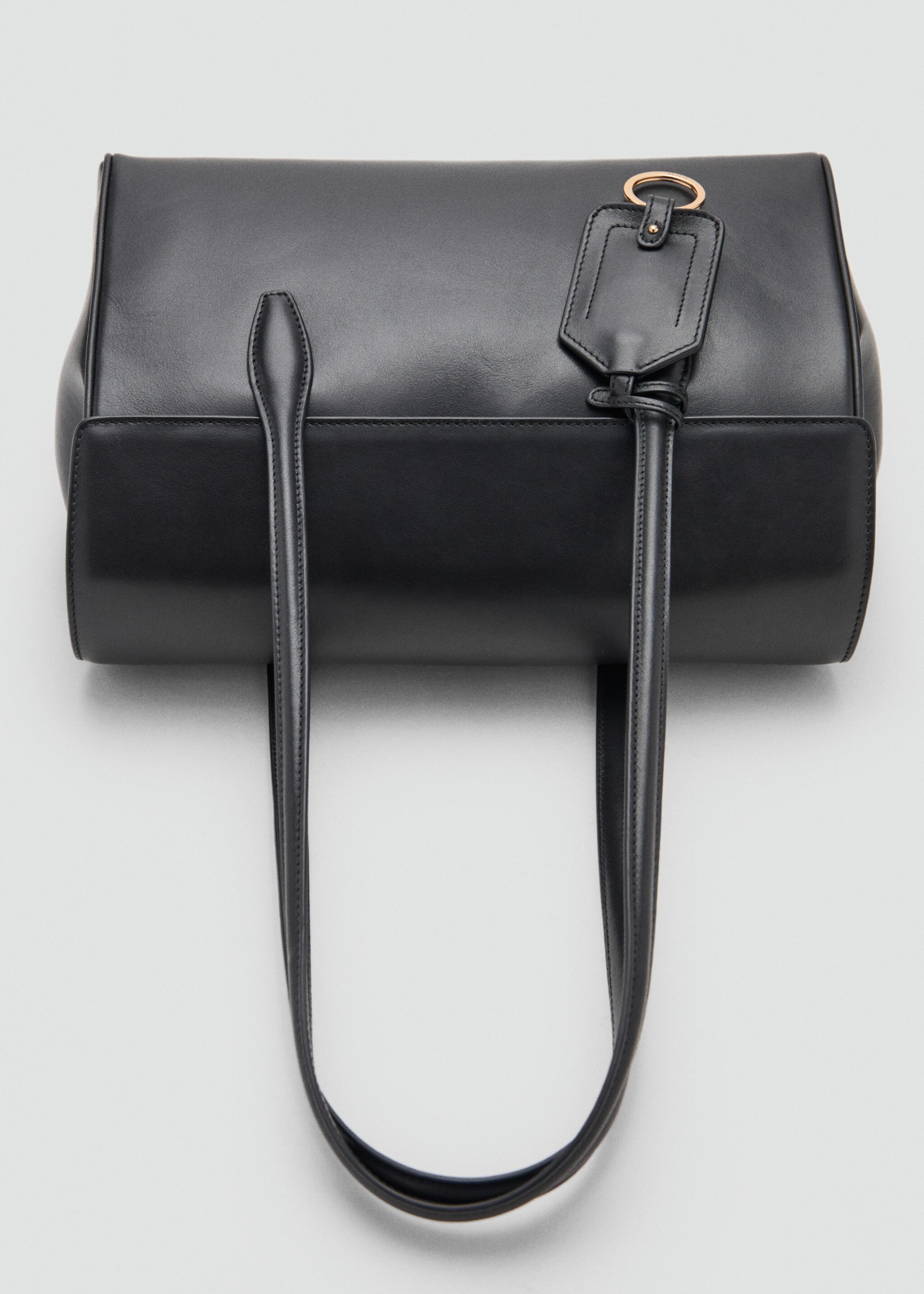 Leather shoulder bag with charms - Medium plane, Black. Ref: 27051307-01.