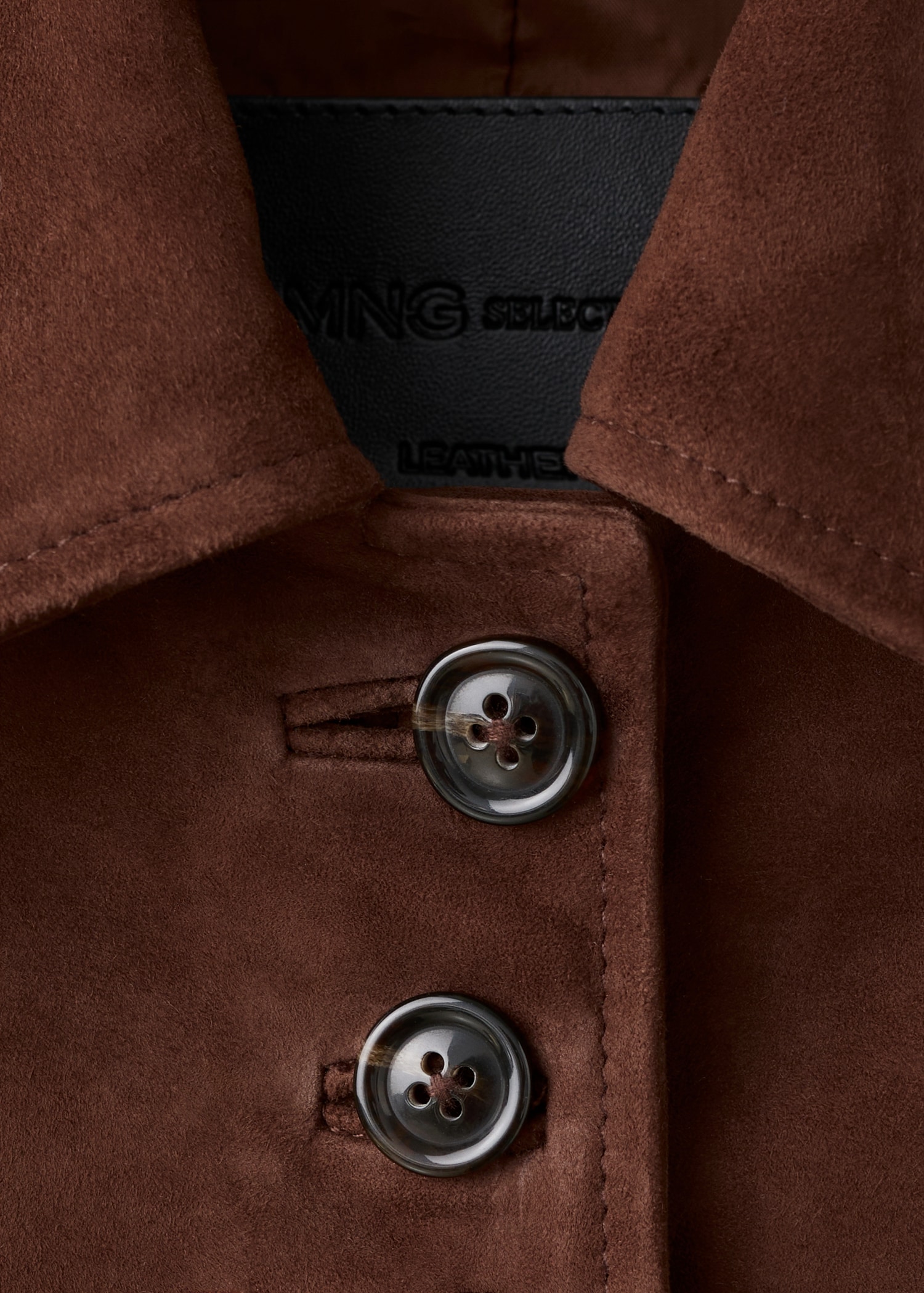Suede jacket with buttons - Details of the article 8