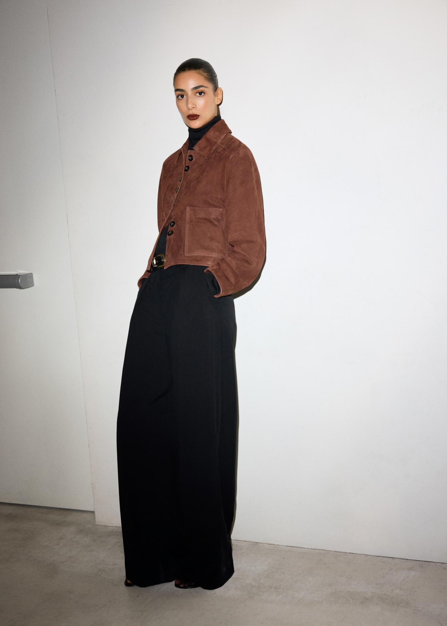 Suede jacket with buttons - General plane