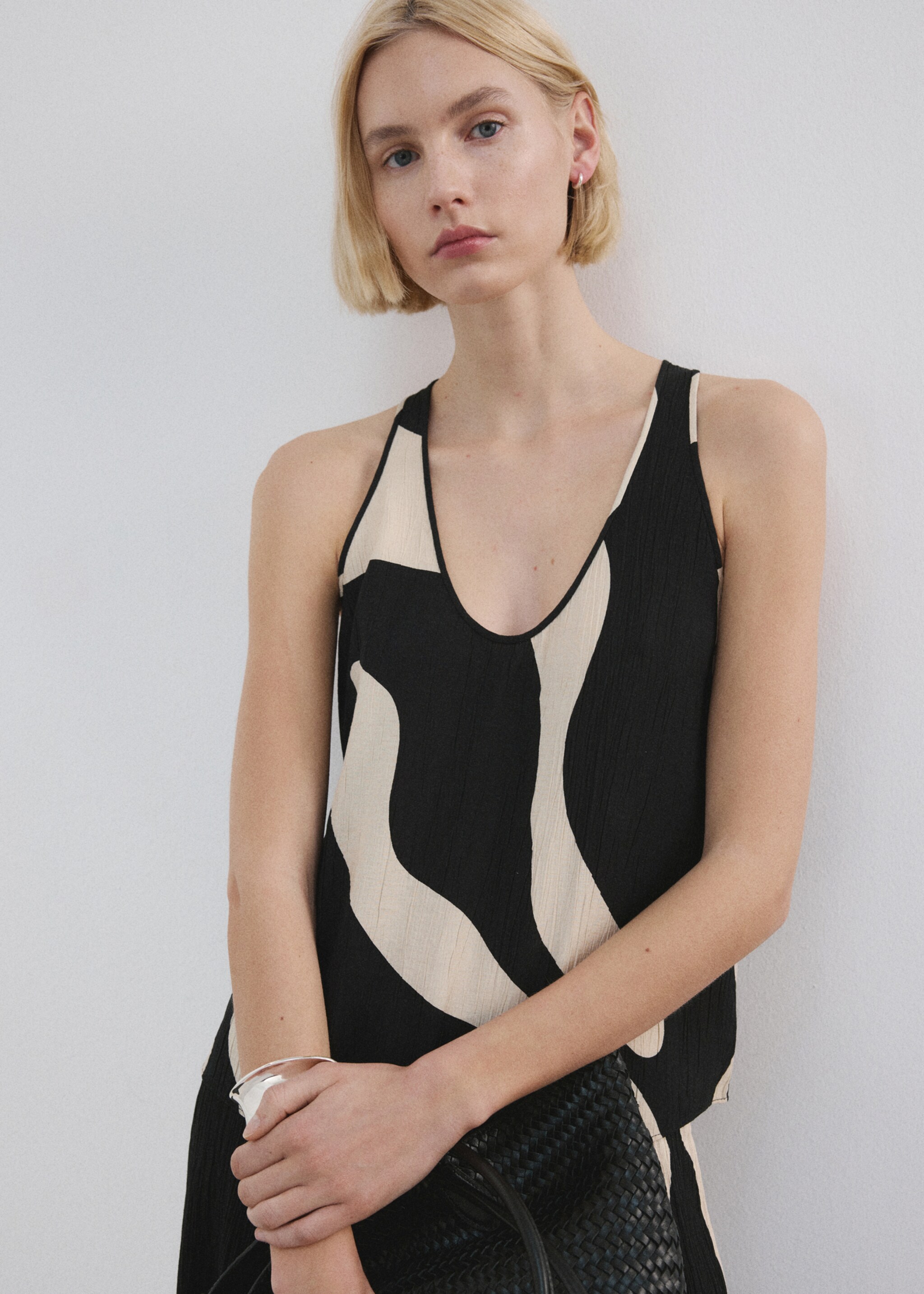 Printed crop top - Medium plane, Black. Ref: 27055833-01.