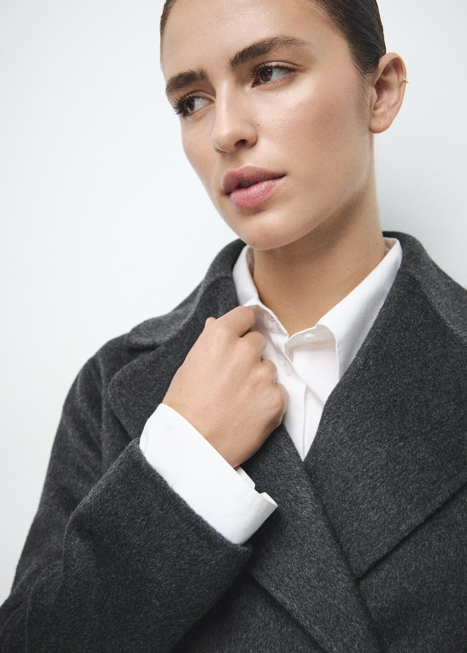 Παλτό μάλλινο handmade με ζώνη - Λεπτομέρεια του προϊόντος 1