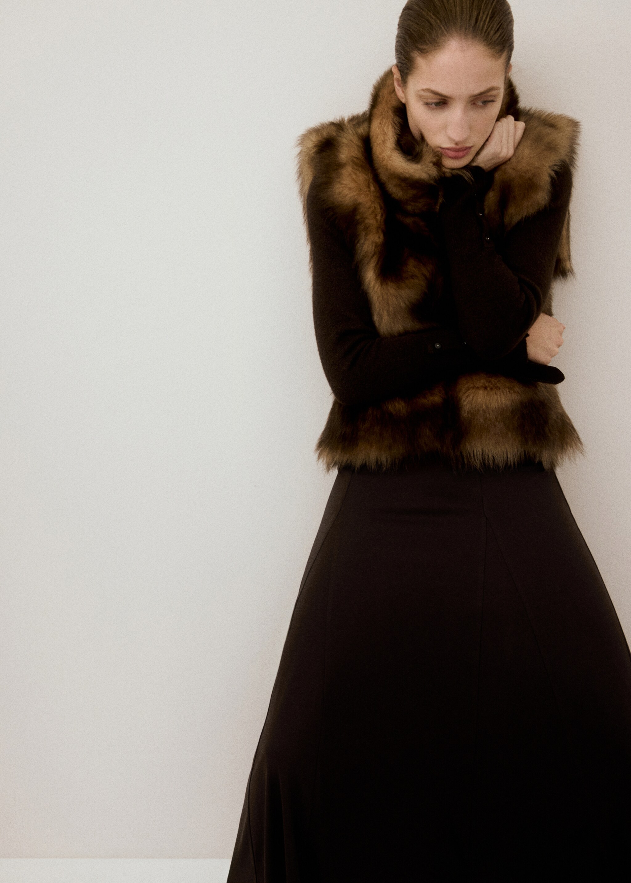 A-line skirt with godets - Medium plane, Brown. Ref: 27061313-01.