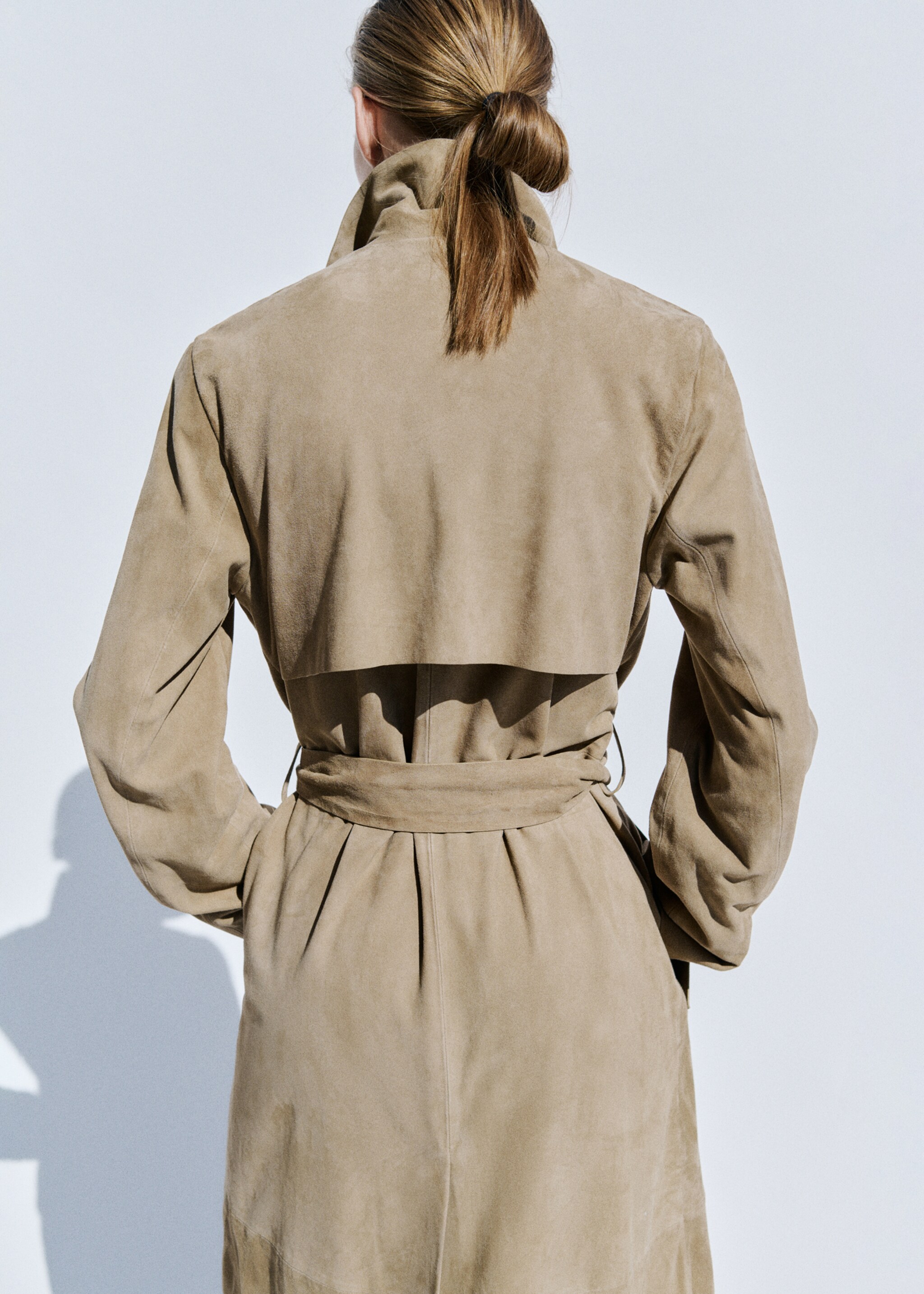 Long suede trench coat with belt - Reverse of the article, Medium Brown. Ref: 27064433-03.
